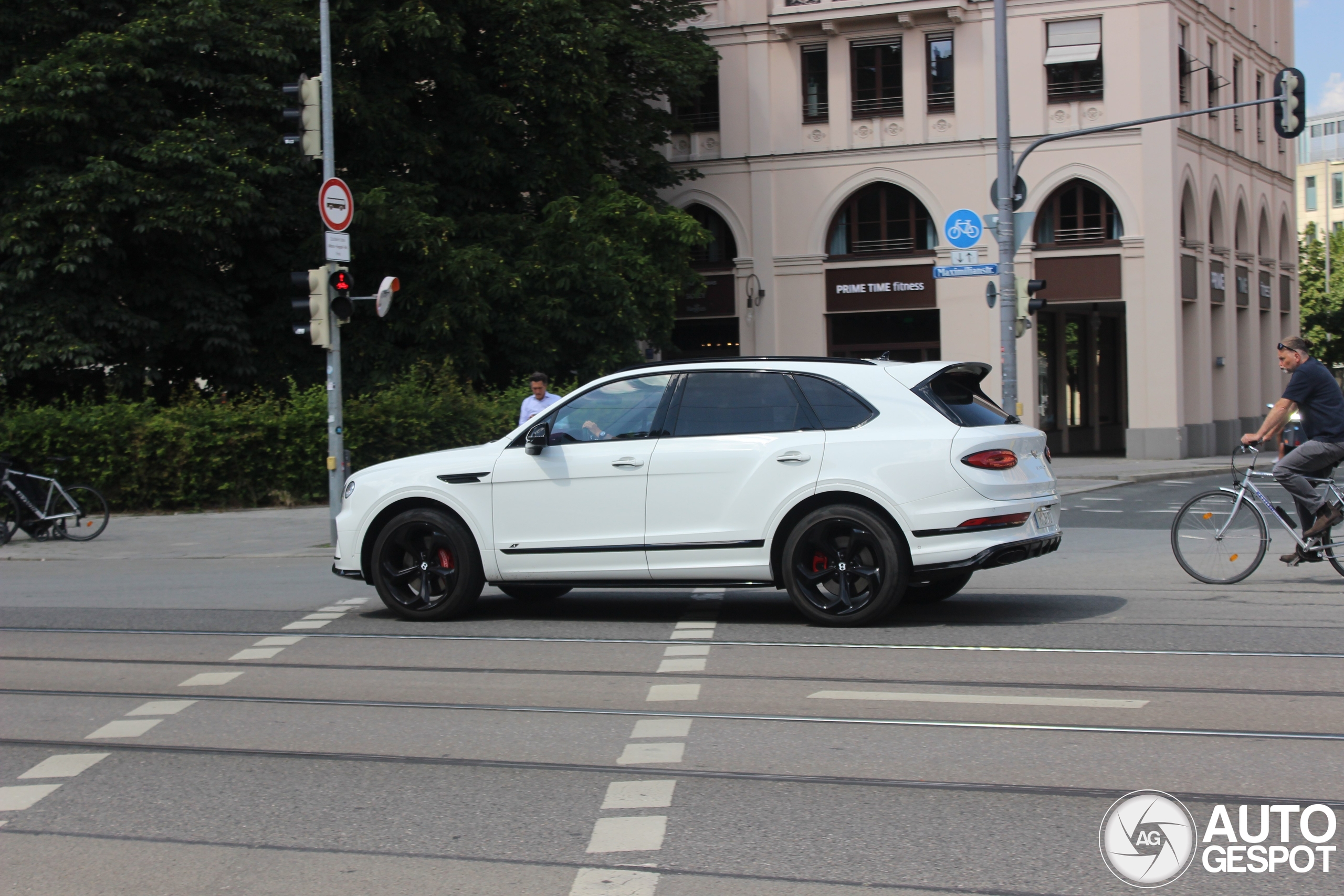 Bentley Bentayga V8 S 2022