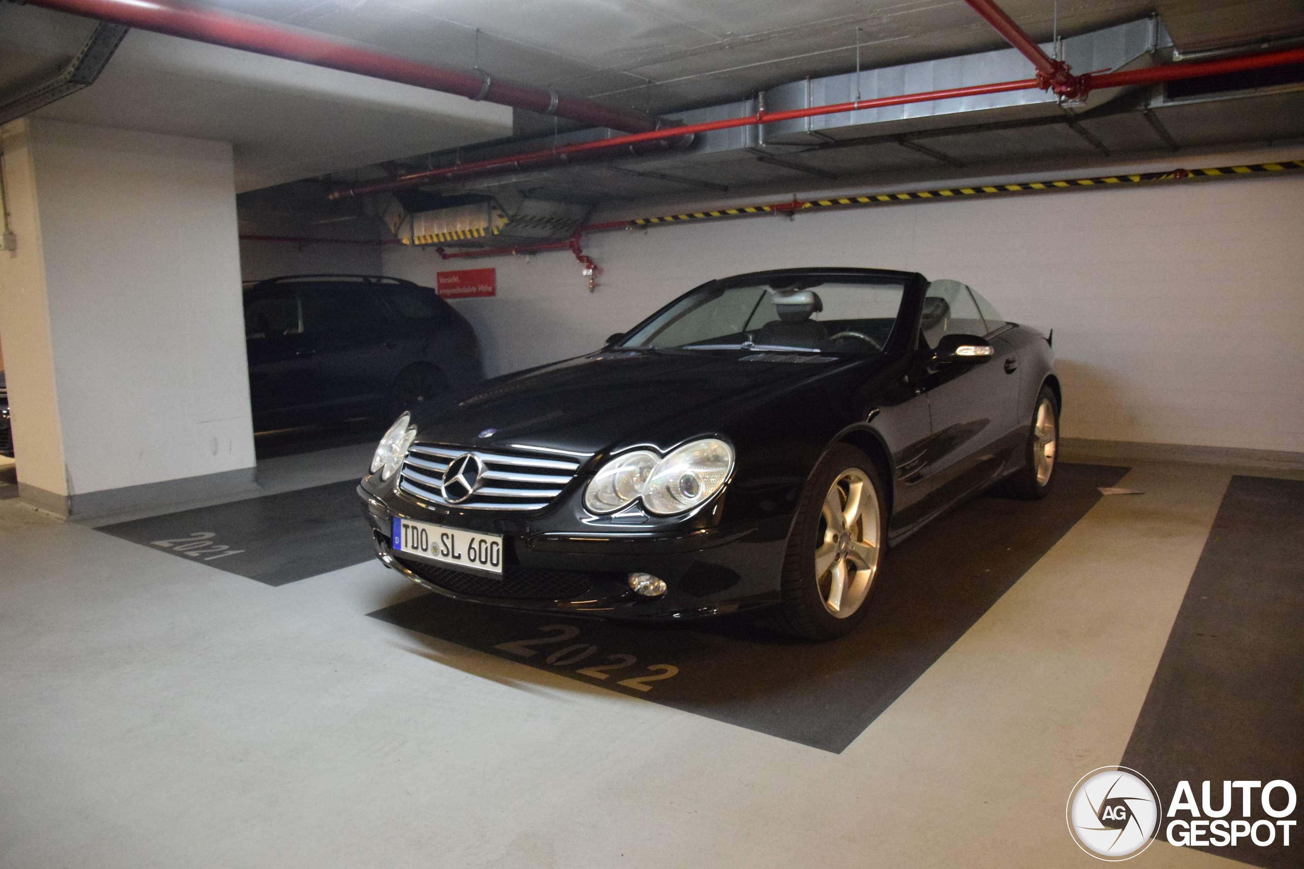 Mercedes-Benz SL 600 R230