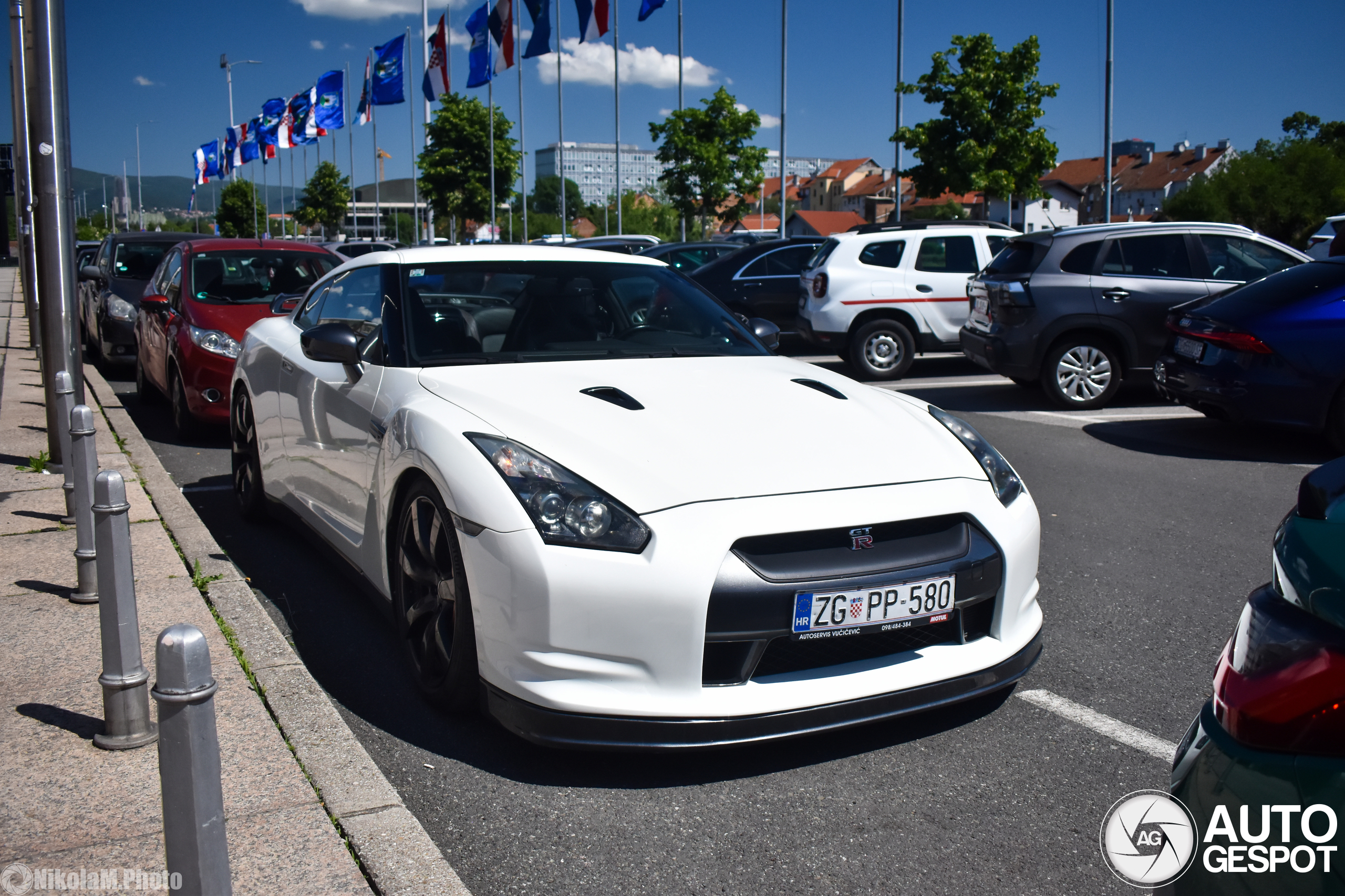 Nissan GT-R 2011 - 29 June 2024 - Autogespot