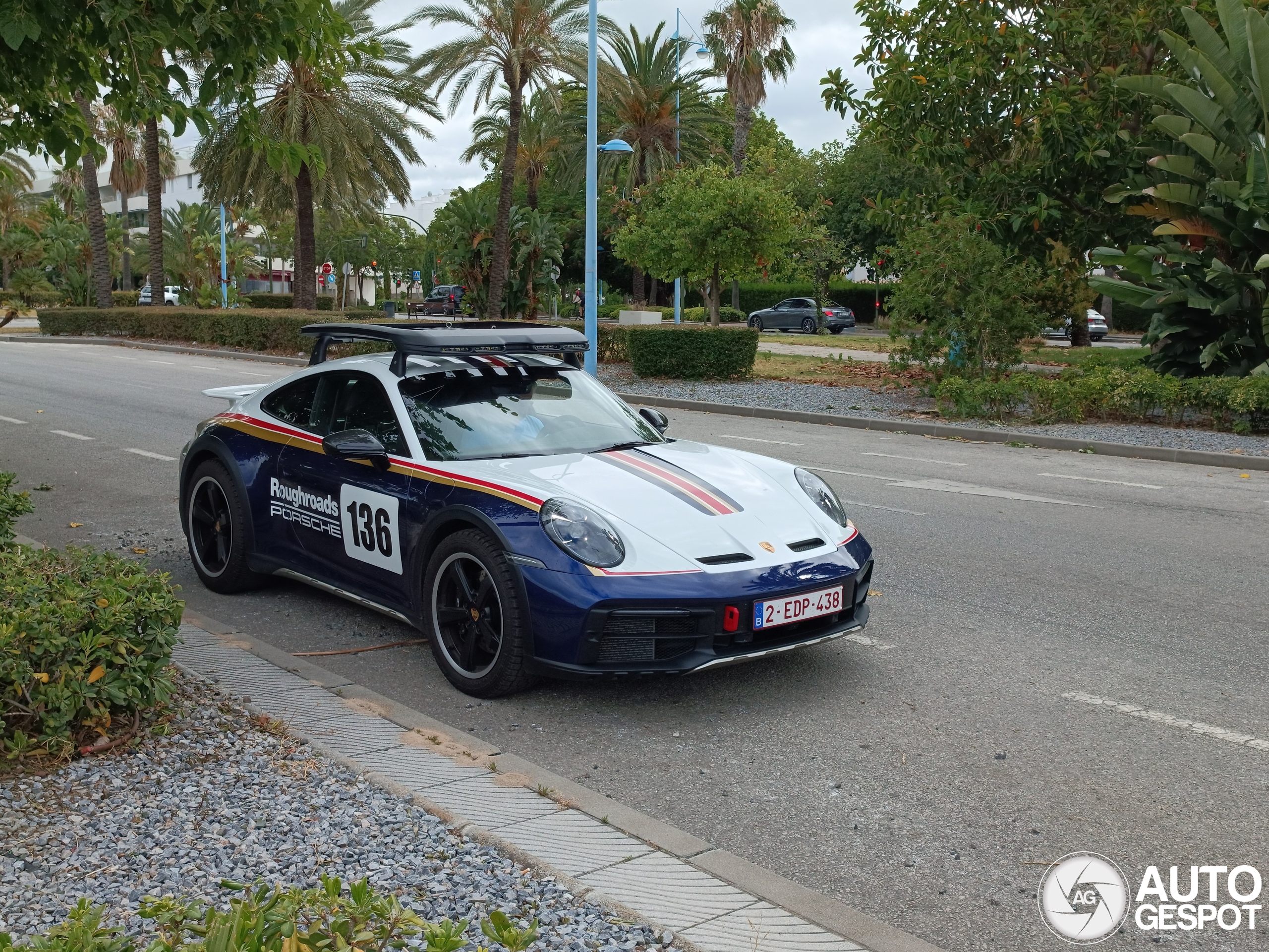 Porsche 992 Dakar