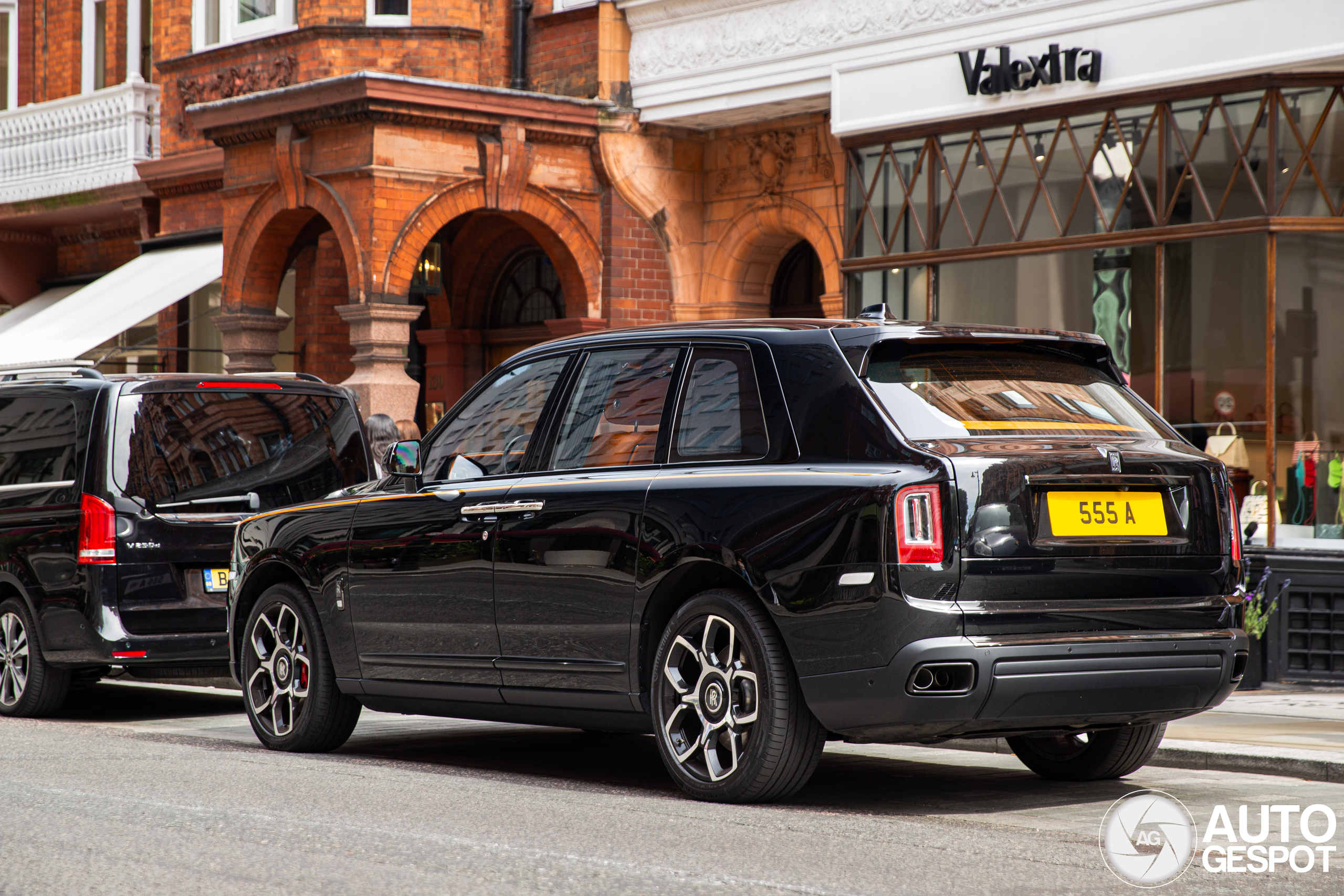 Rolls-Royce Cullinan Black Badge