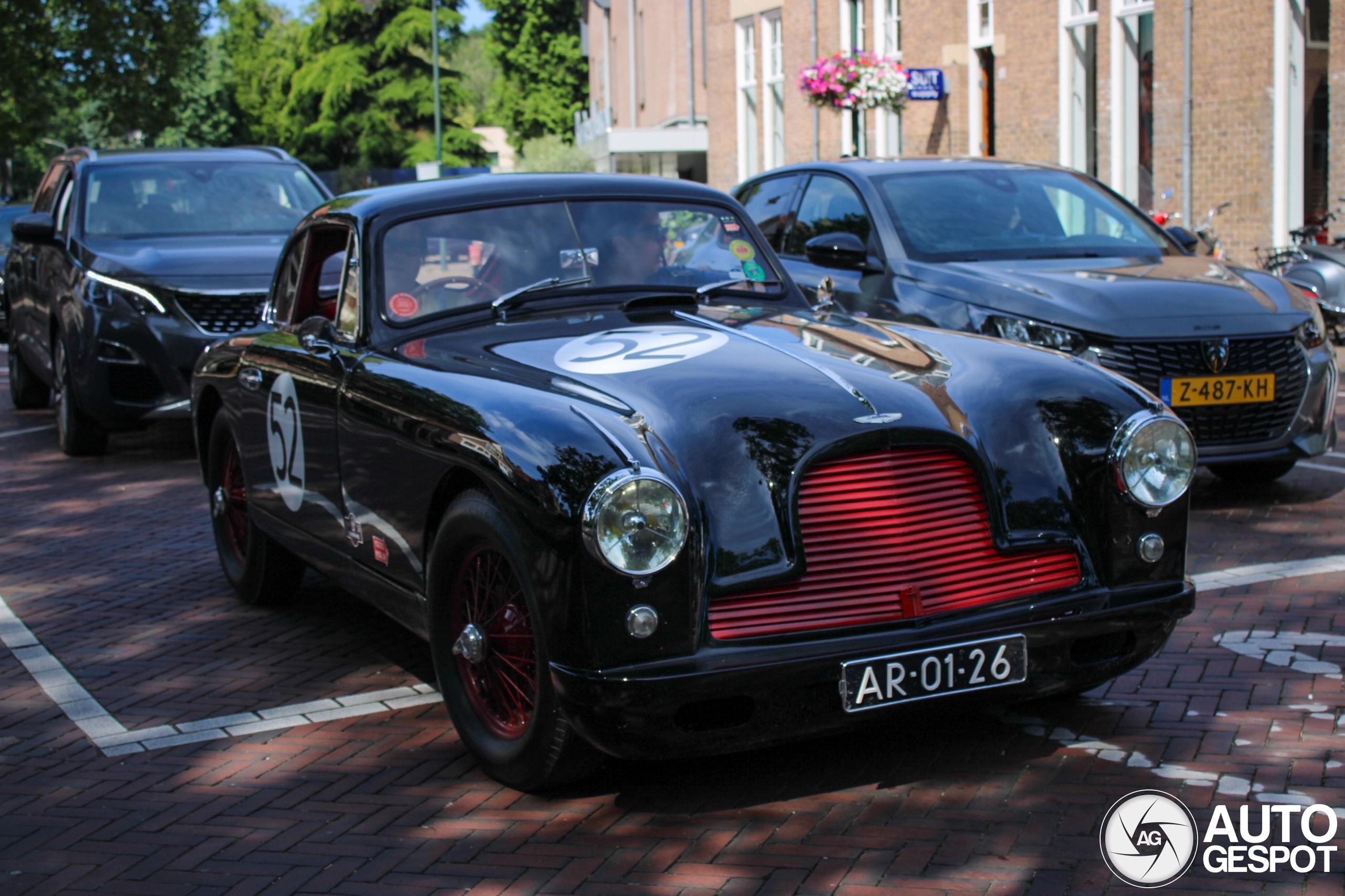 Aston Martin DB2