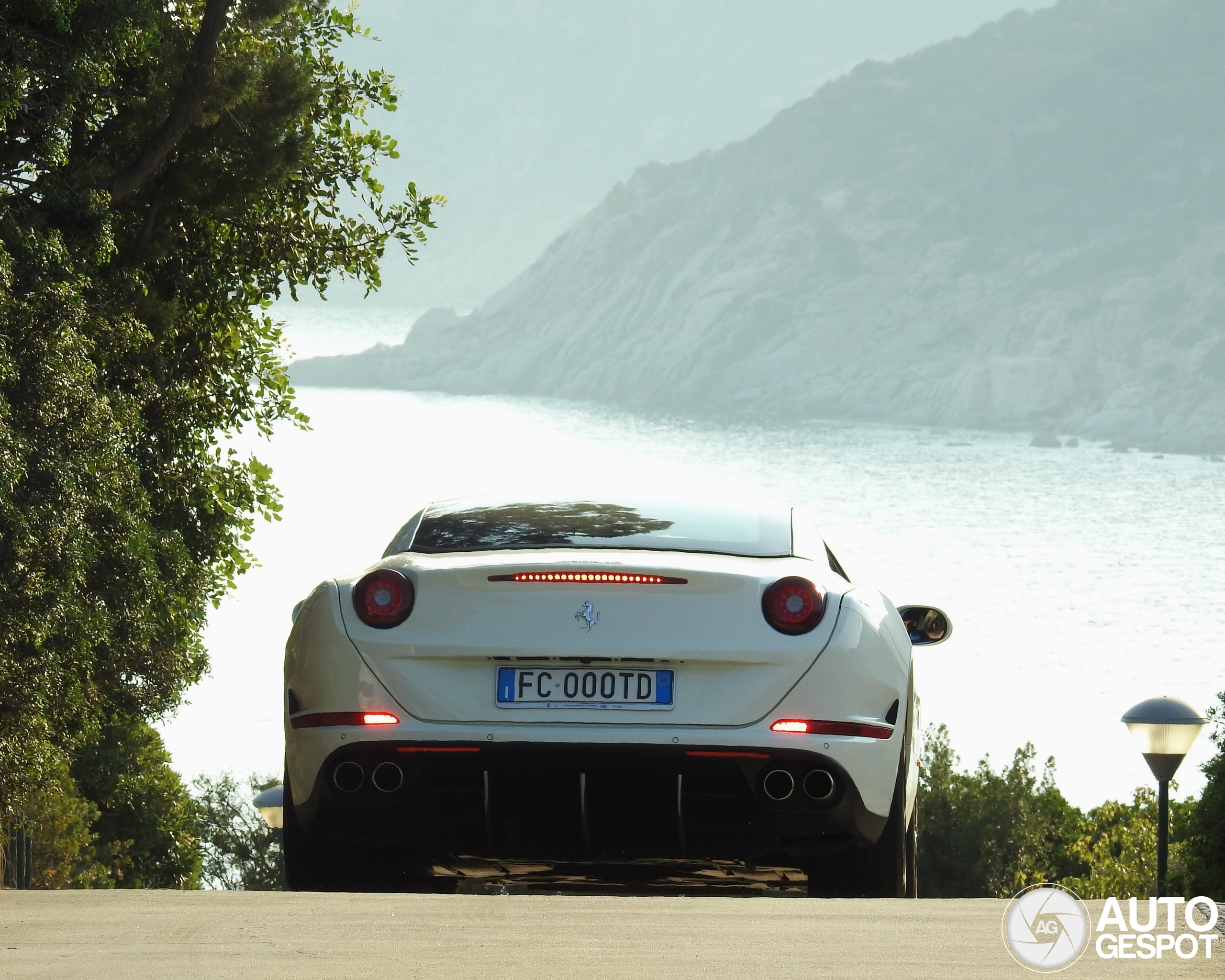 Ferrari California T