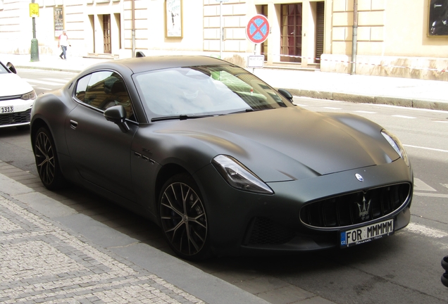 Maserati Granturismo Modena 2023