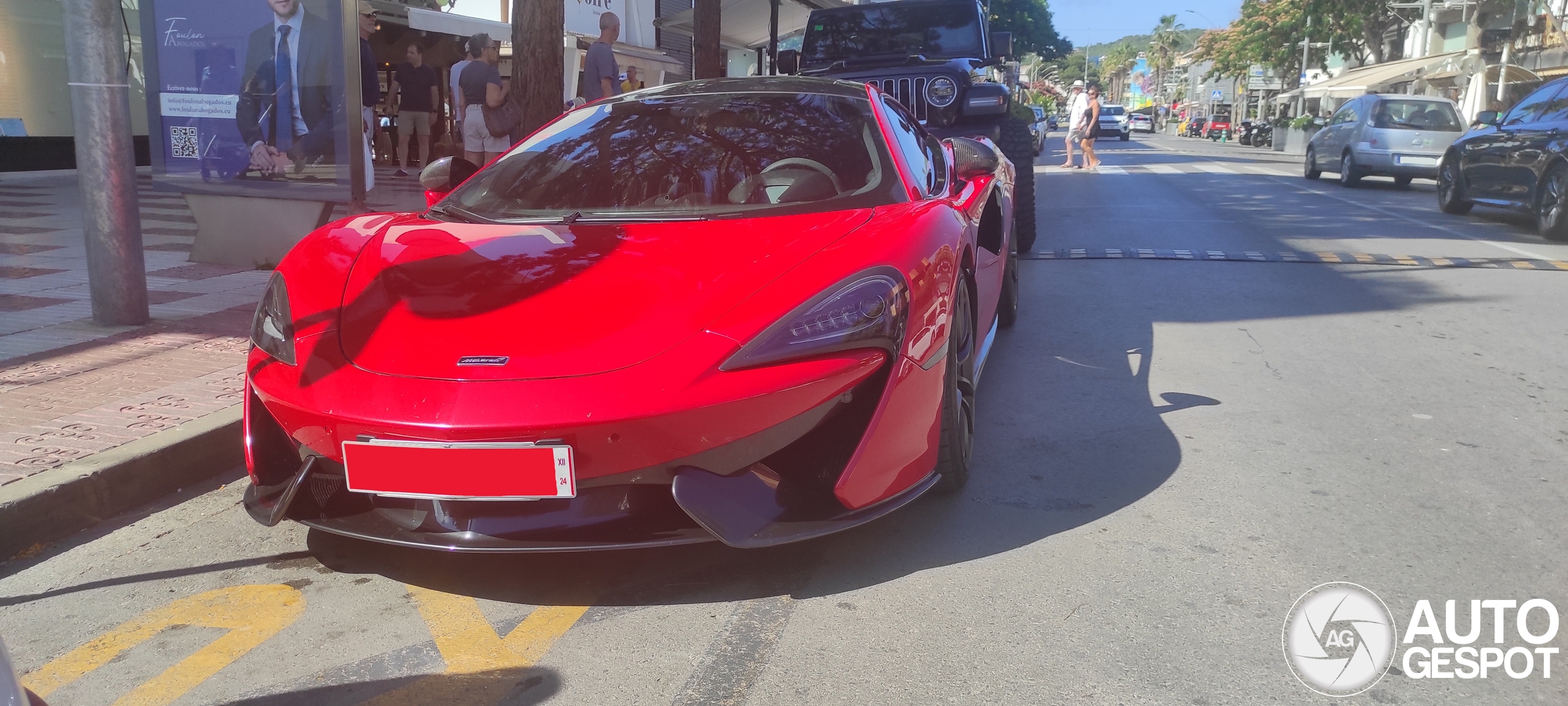 McLaren 570S