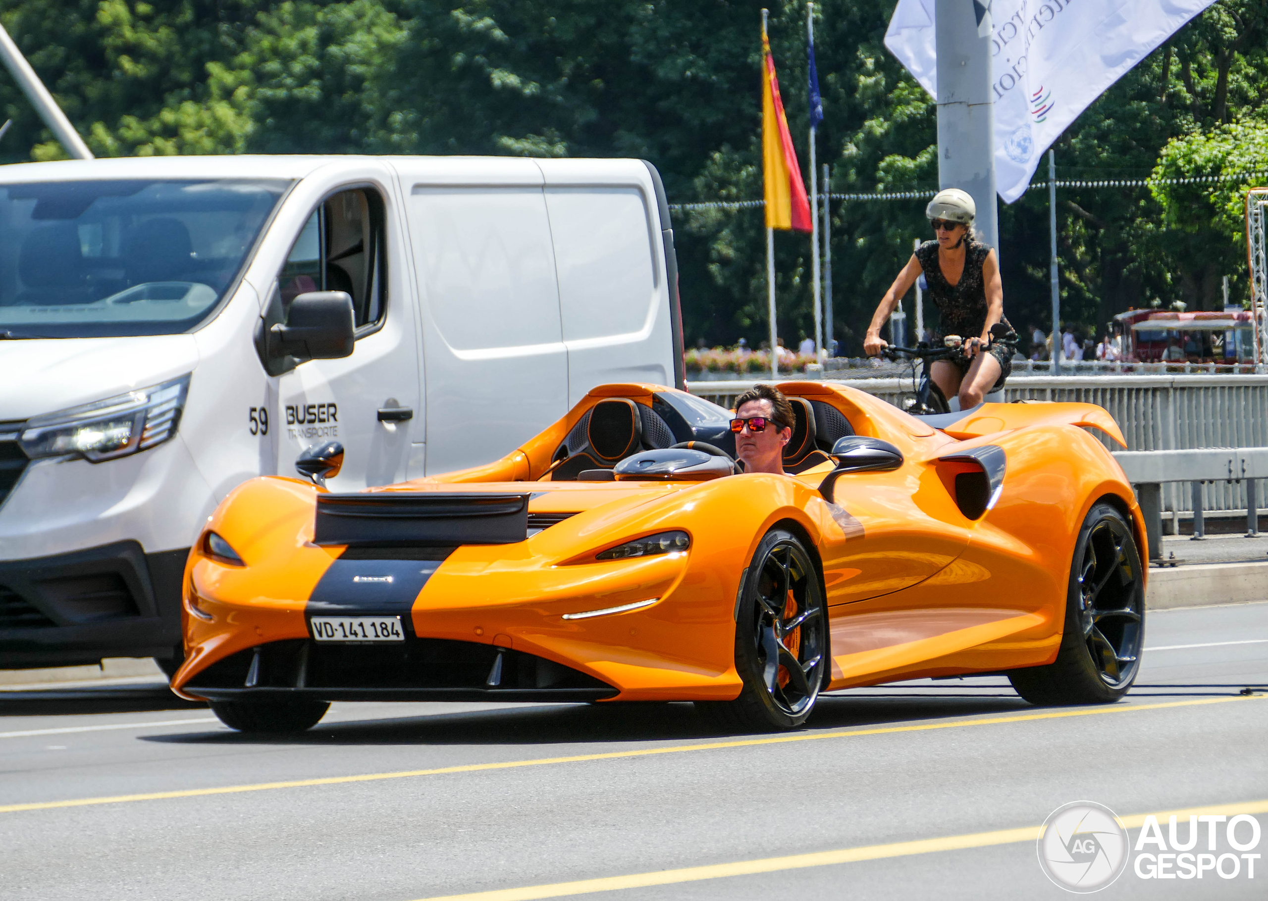 McLaren Elva's actieve aero in actie te zien