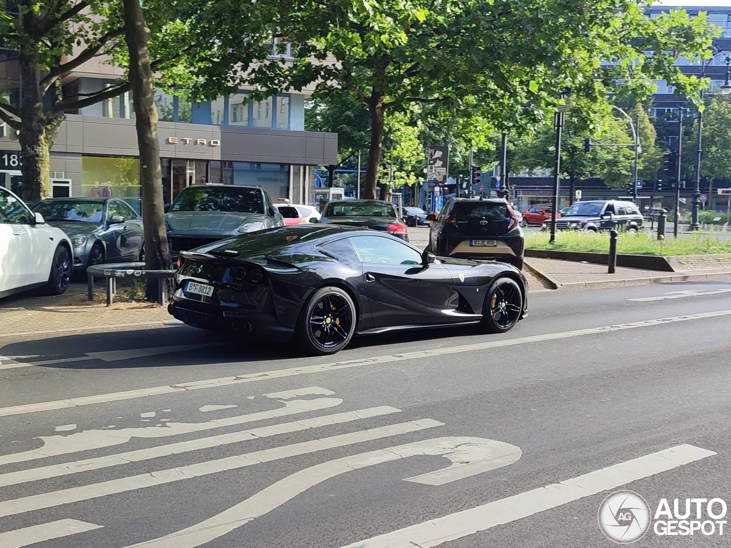 Ferrari 812 Superfast