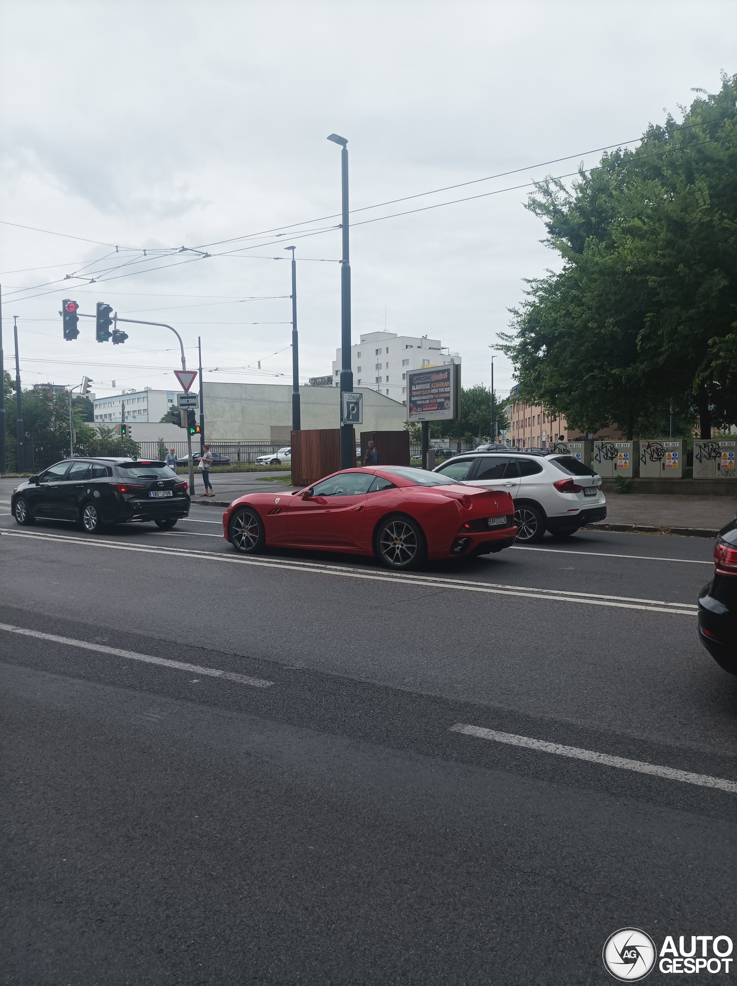 Ferrari California
