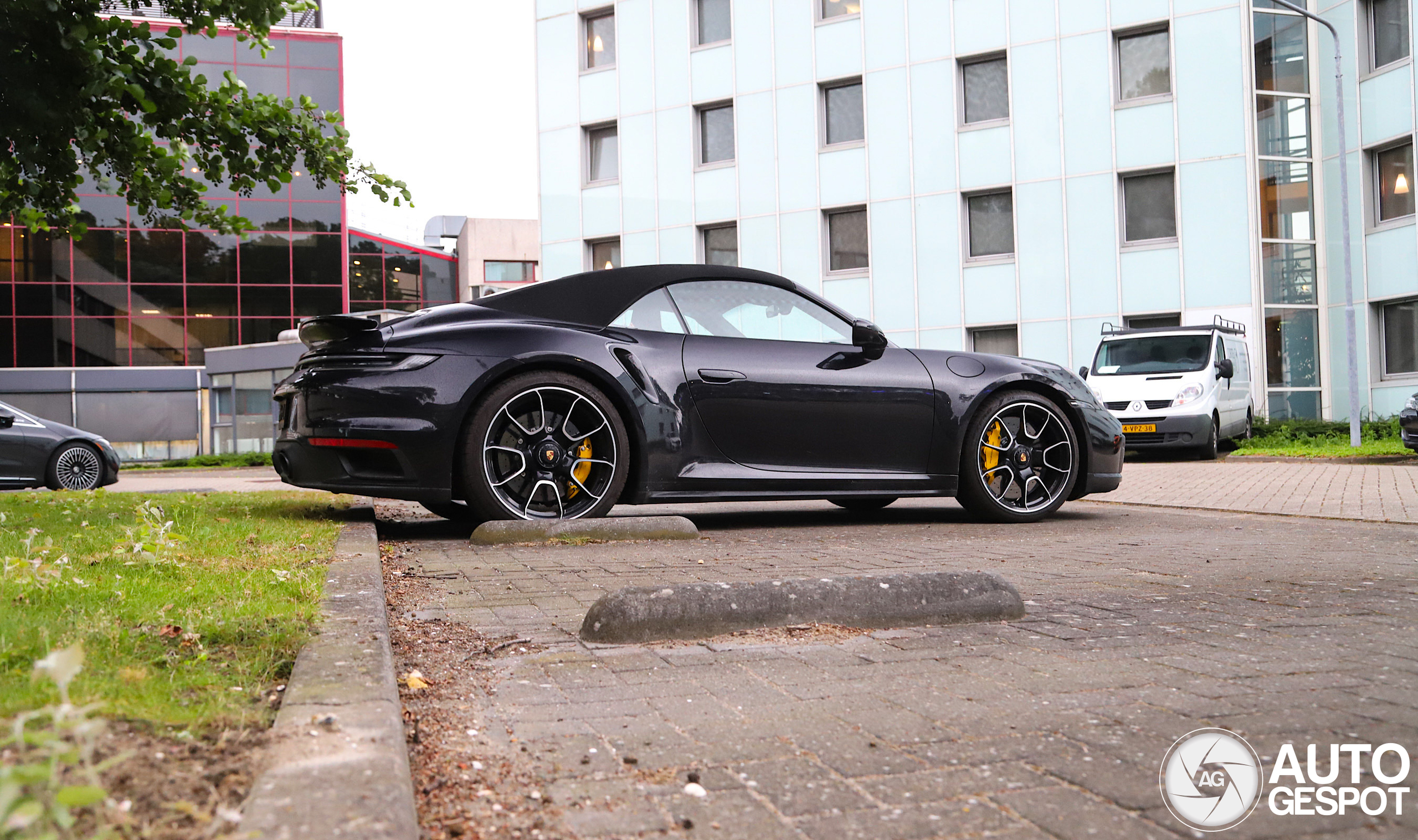 Porsche 992 Turbo S Cabriolet