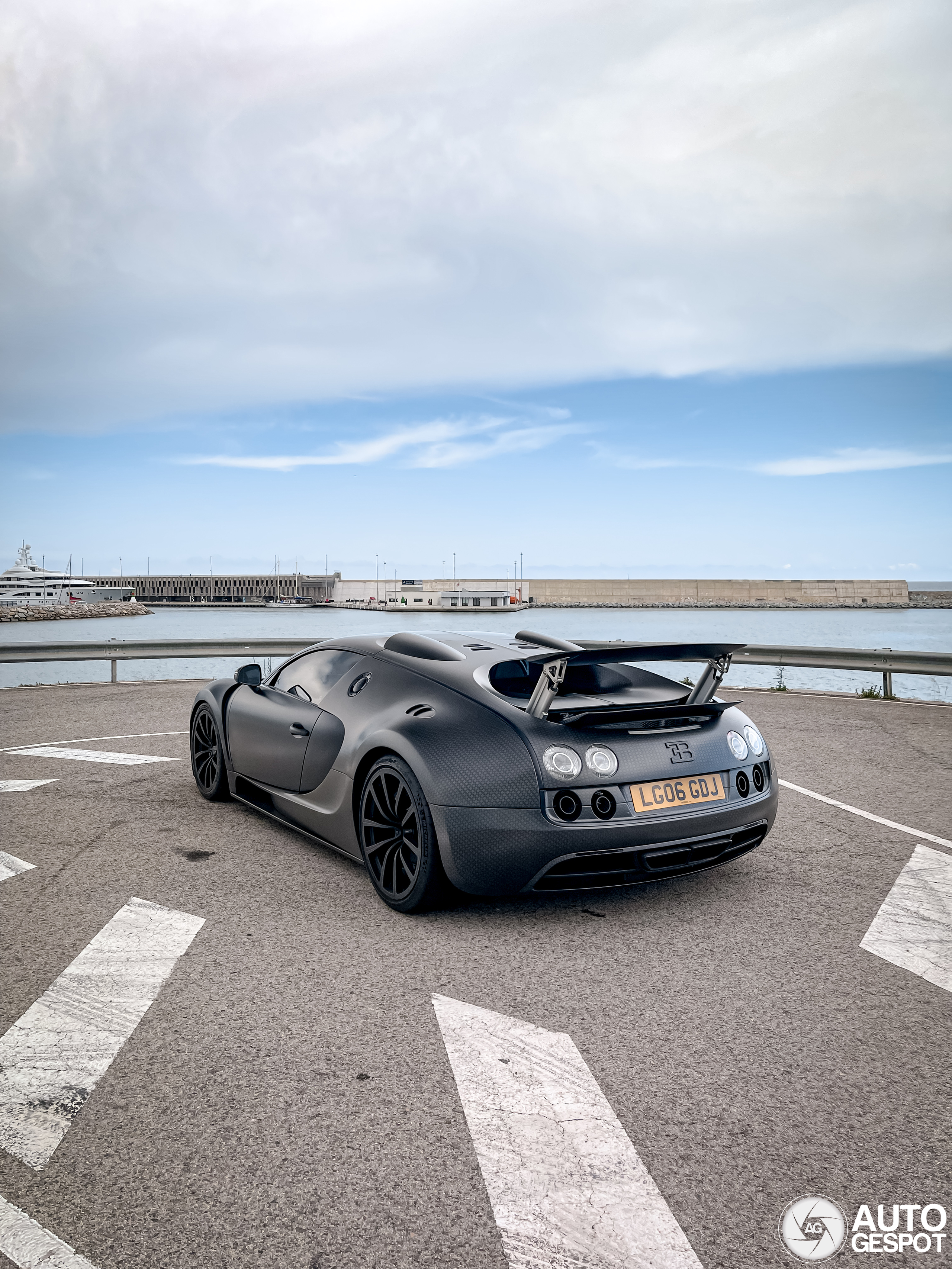 Bugatti Veyron 16.4 Mansory Vivere