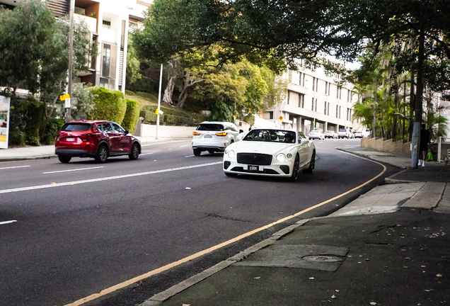 Bentley Continental GTC V8 2020