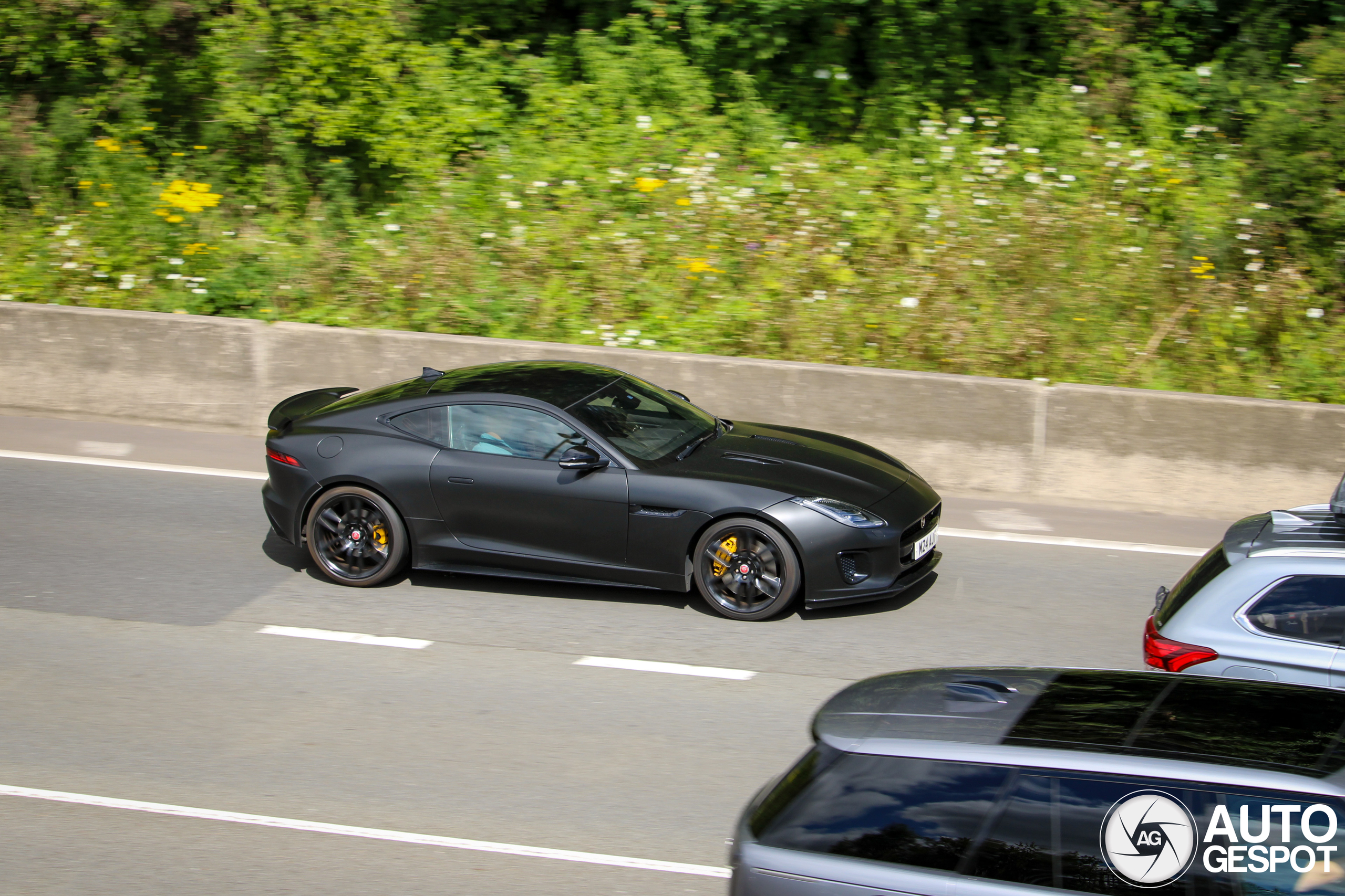 Jaguar F-TYPE P380 Coupé