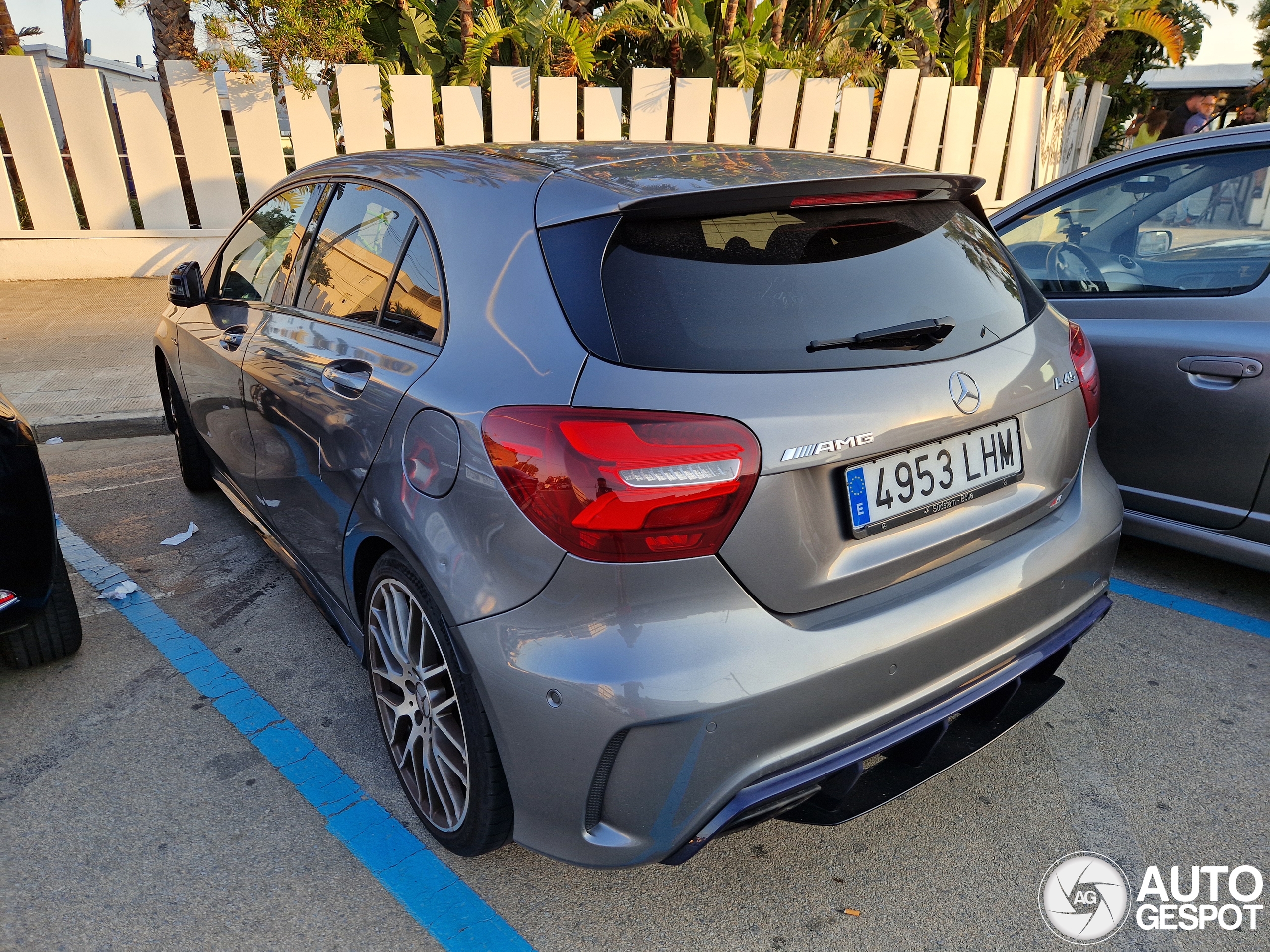 Mercedes-AMG A 45 W176 2015