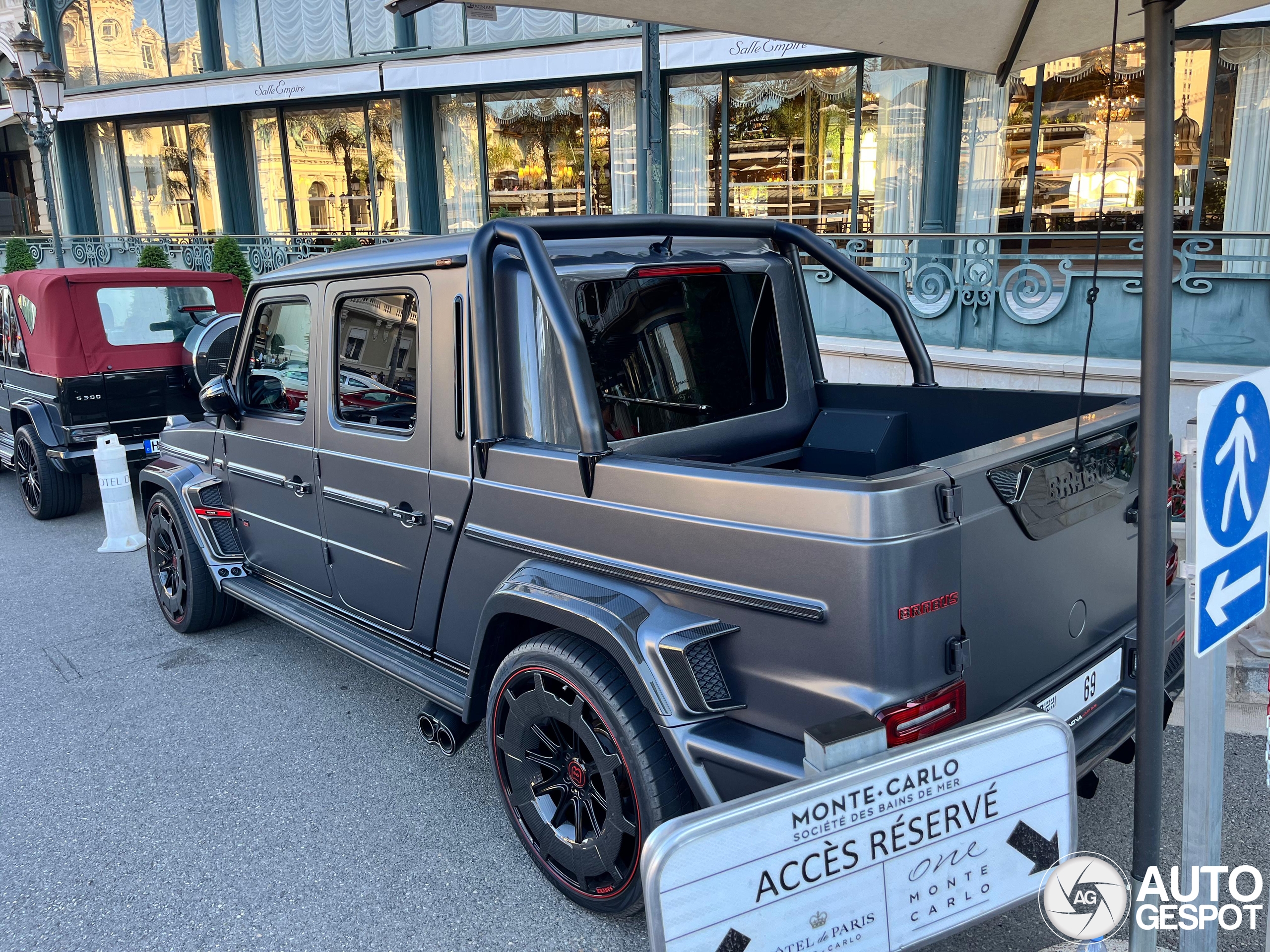 Mercedes-AMG Brabus P900 Rocket Edition W463