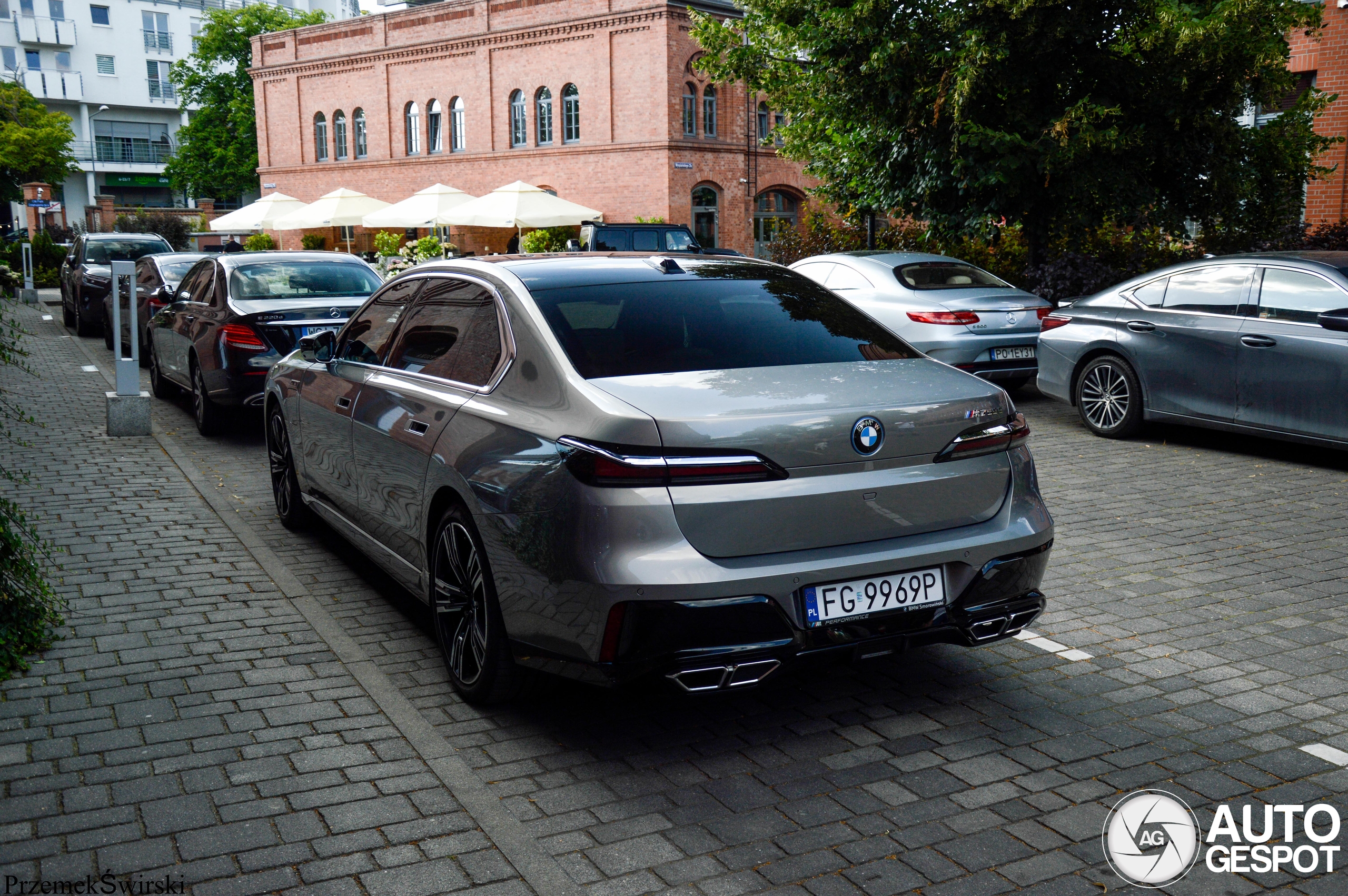 BMW M760e xDrive