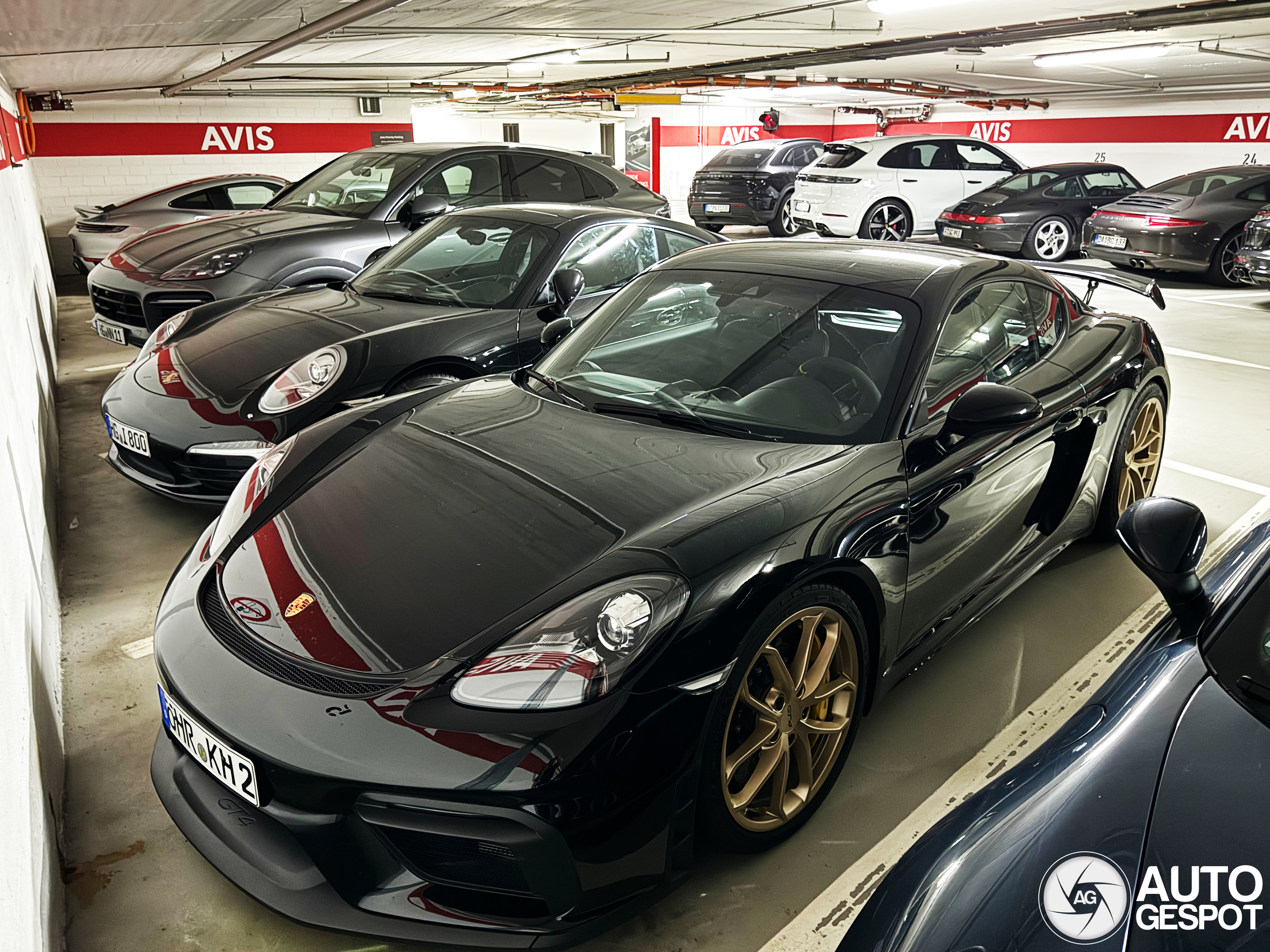 Porsche 718 Cayman GT4