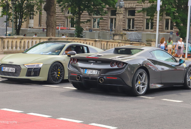 Ferrari F8 Spider