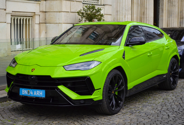 Lamborghini Urus S