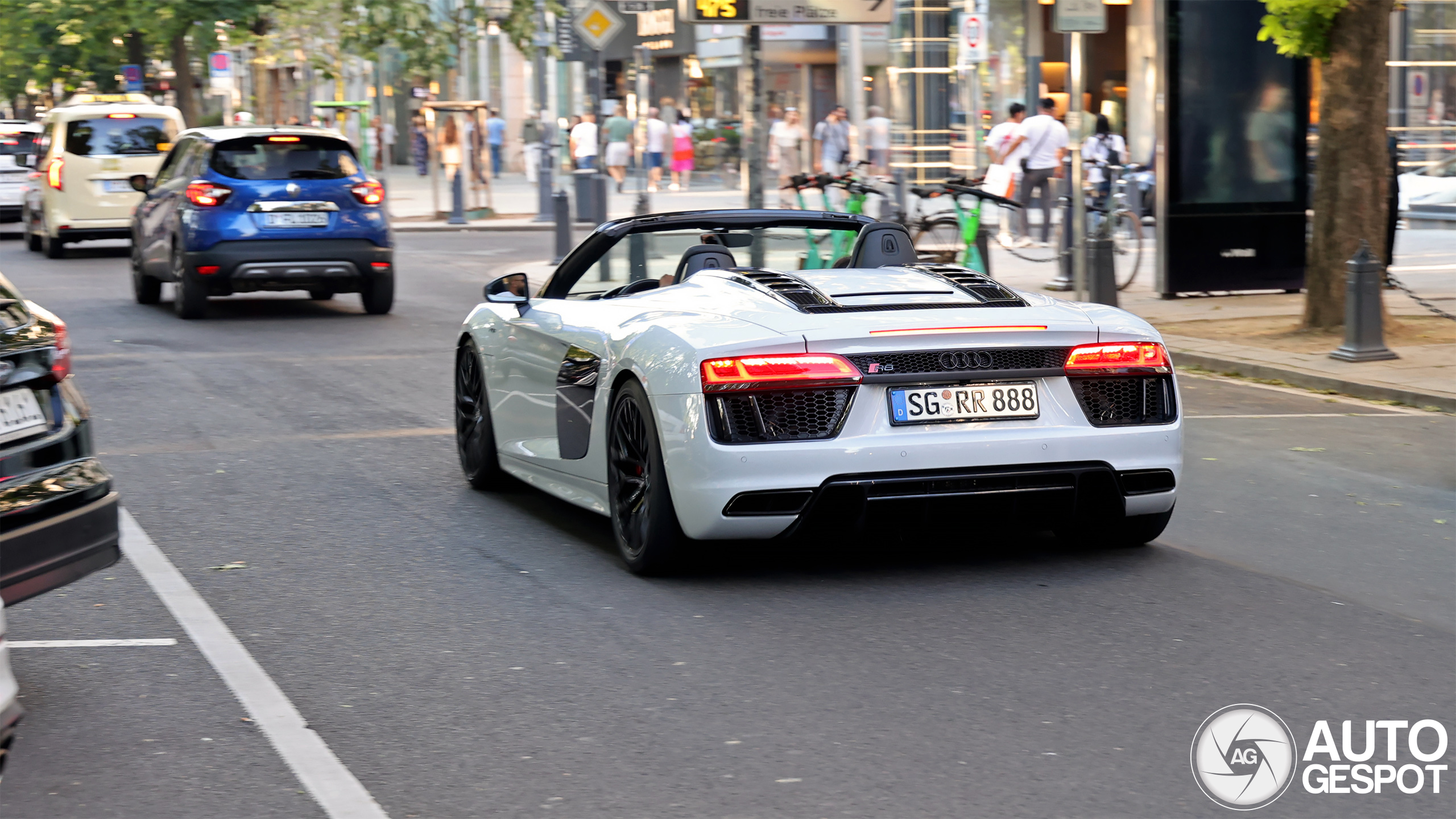 Audi R8 V10 Spyder 2016