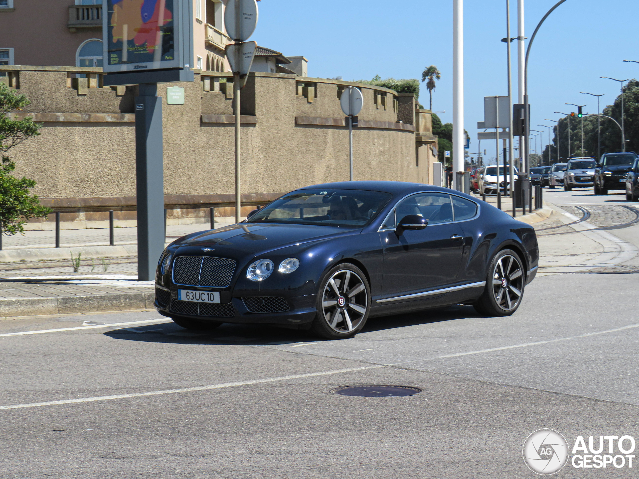 Bentley Continental GT V8
