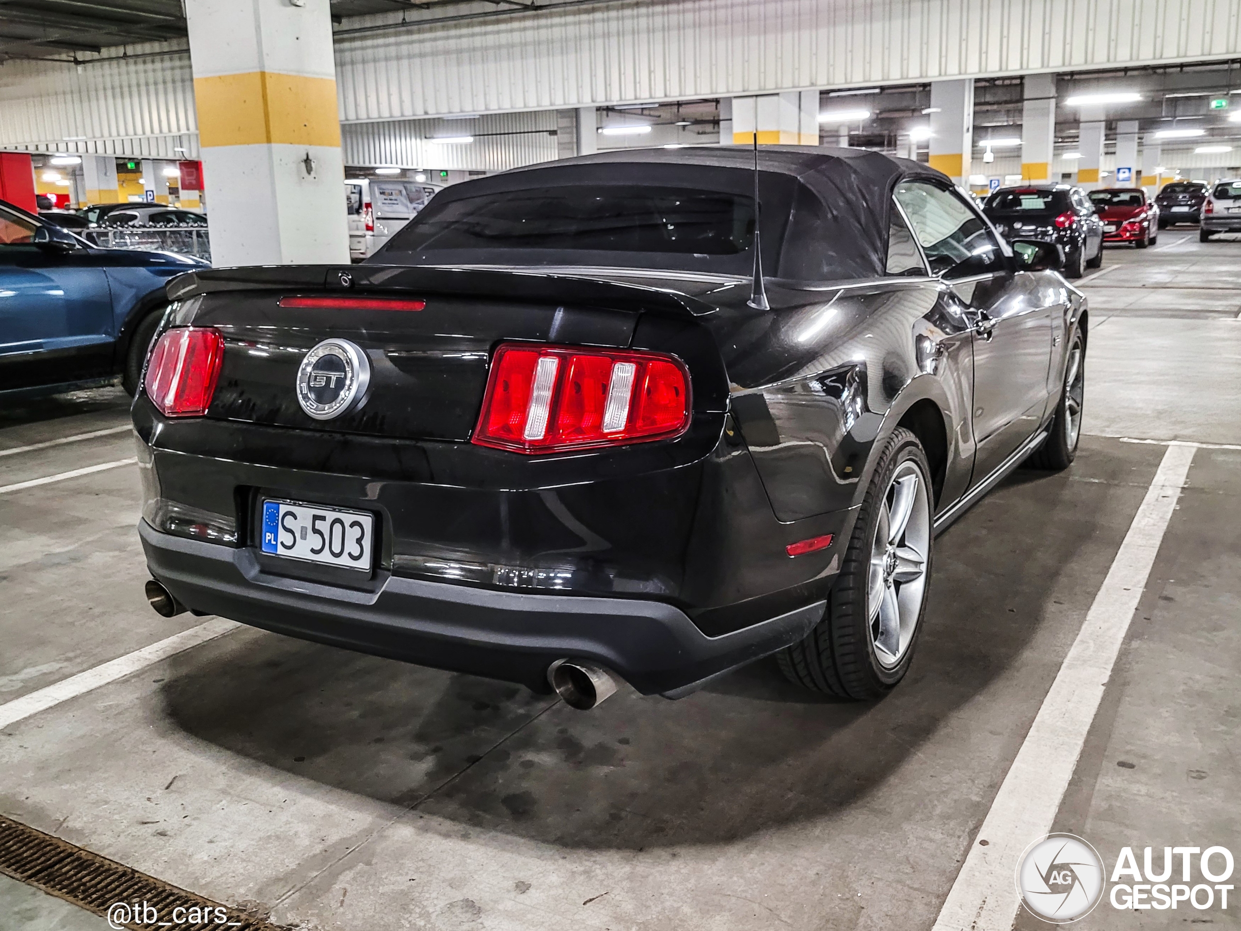 Ford Mustang GT Convertible 2011