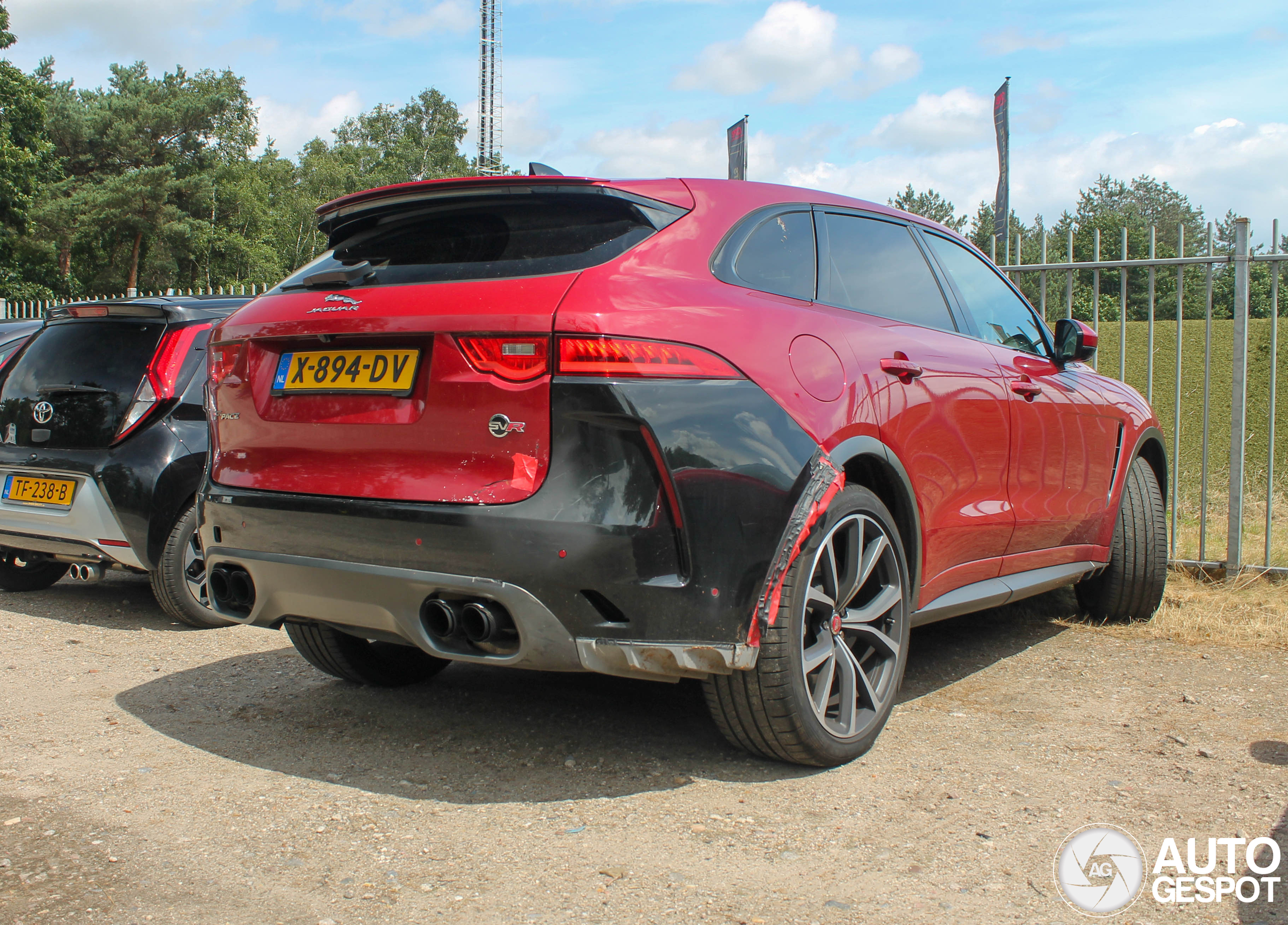 Jaguar F-PACE SVR