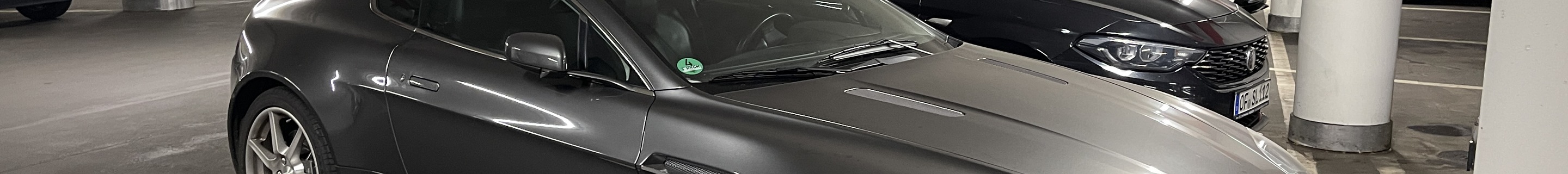 Aston Martin V8 Vantage