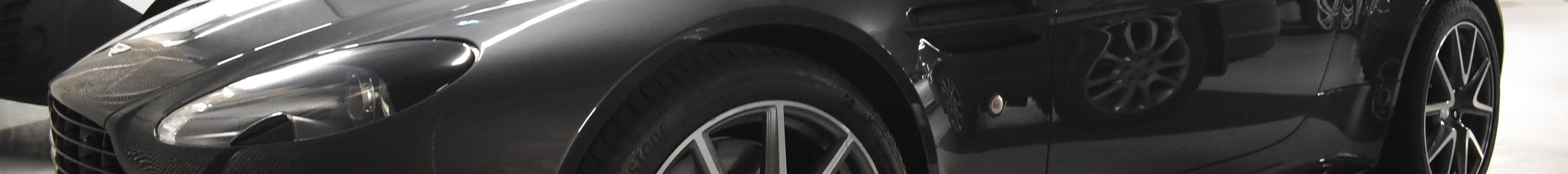 Aston Martin V8 Vantage S Roadster