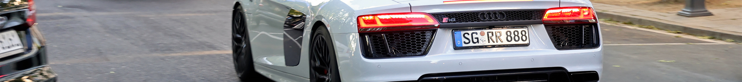 Audi R8 V10 Spyder 2016