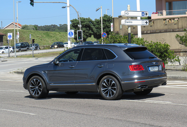 Bentley Bentayga Hybrid