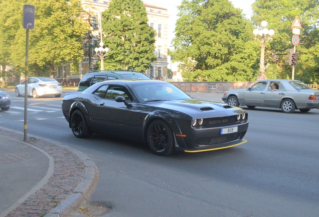 Dodge Challenger SRT Hellcat Widebody