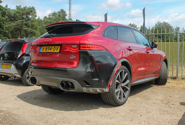 Jaguar F-PACE SVR