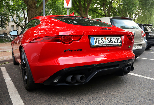 Jaguar F-TYPE R Coupé