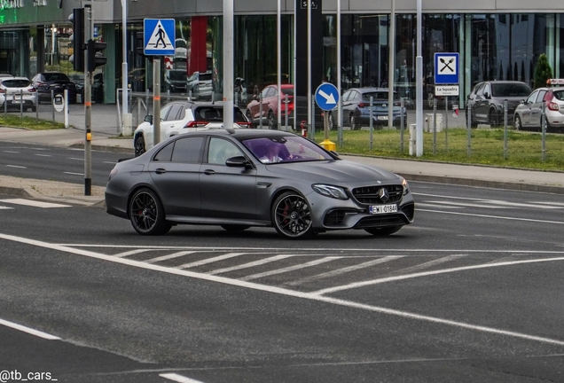 Mercedes-AMG E 63 S W213
