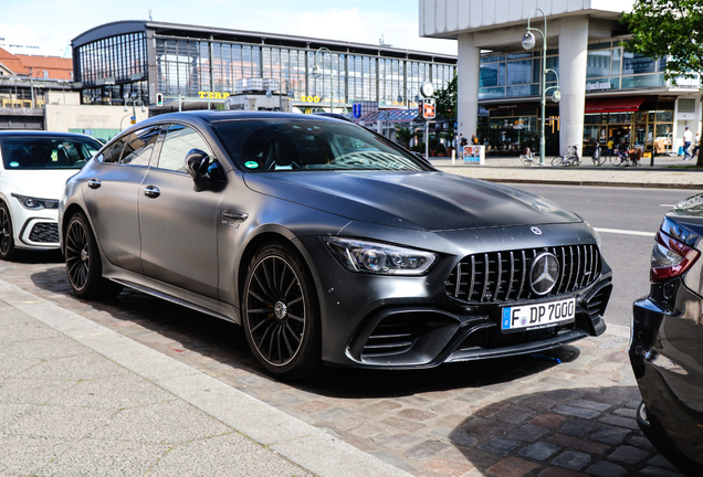 Mercedes-AMG GT 63 S X290