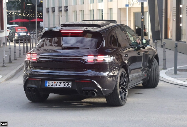 Porsche 95B Macan GTS MkIII