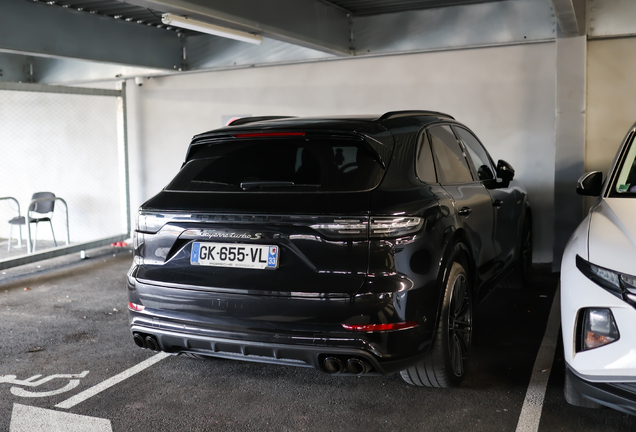 Porsche Cayenne Turbo S E-Hybrid