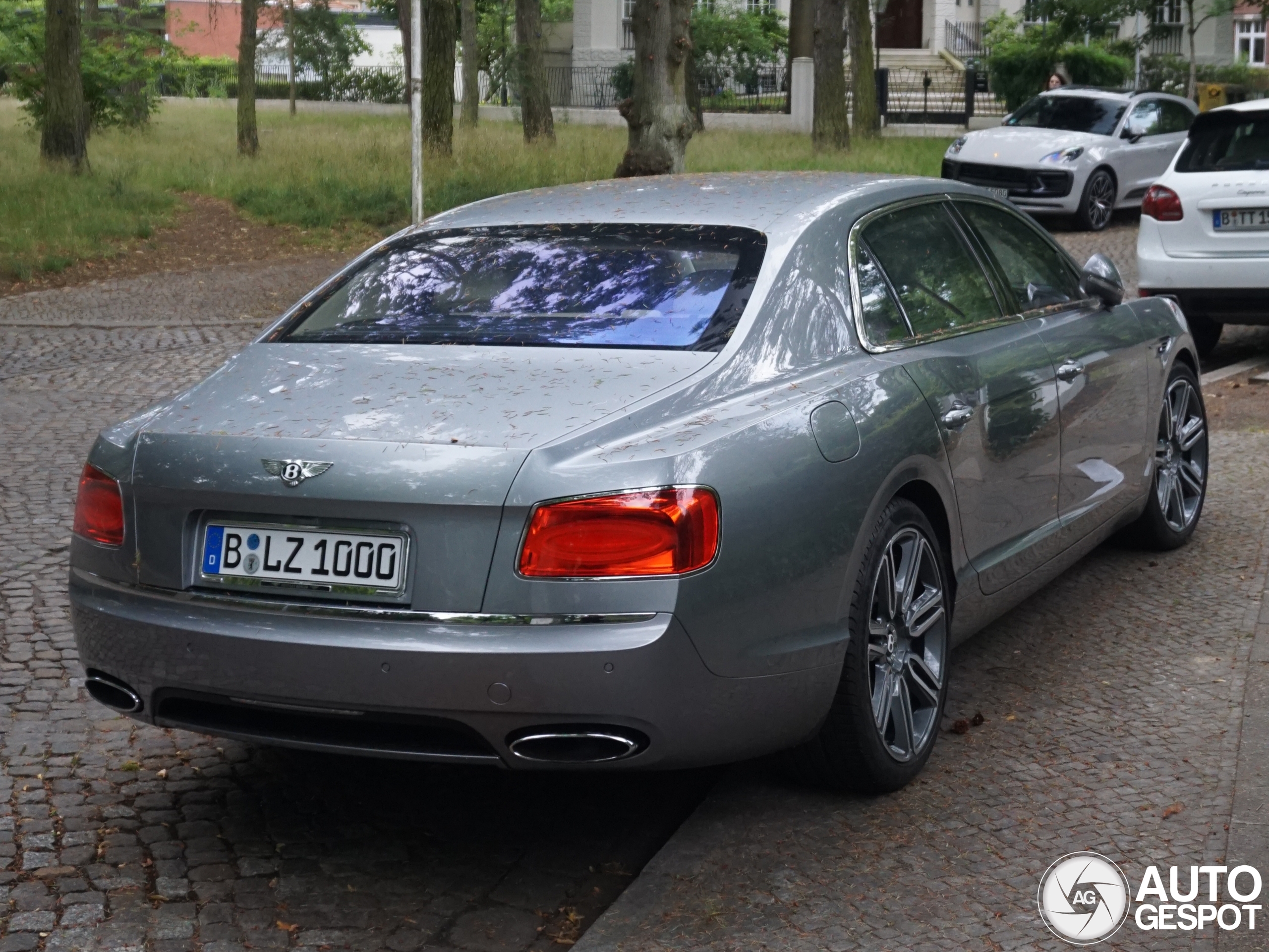 Bentley Flying Spur W12