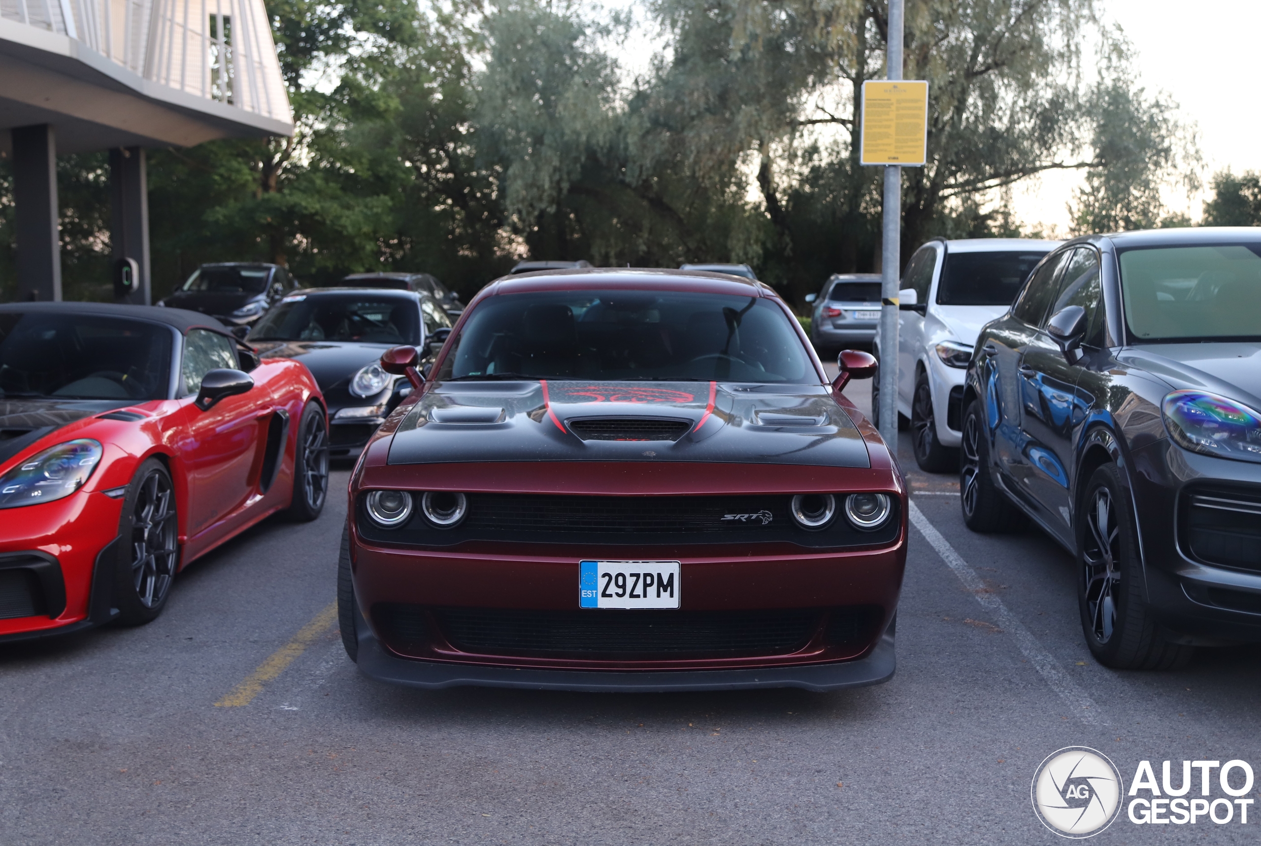 Dodge Challenger SRT Hellcat