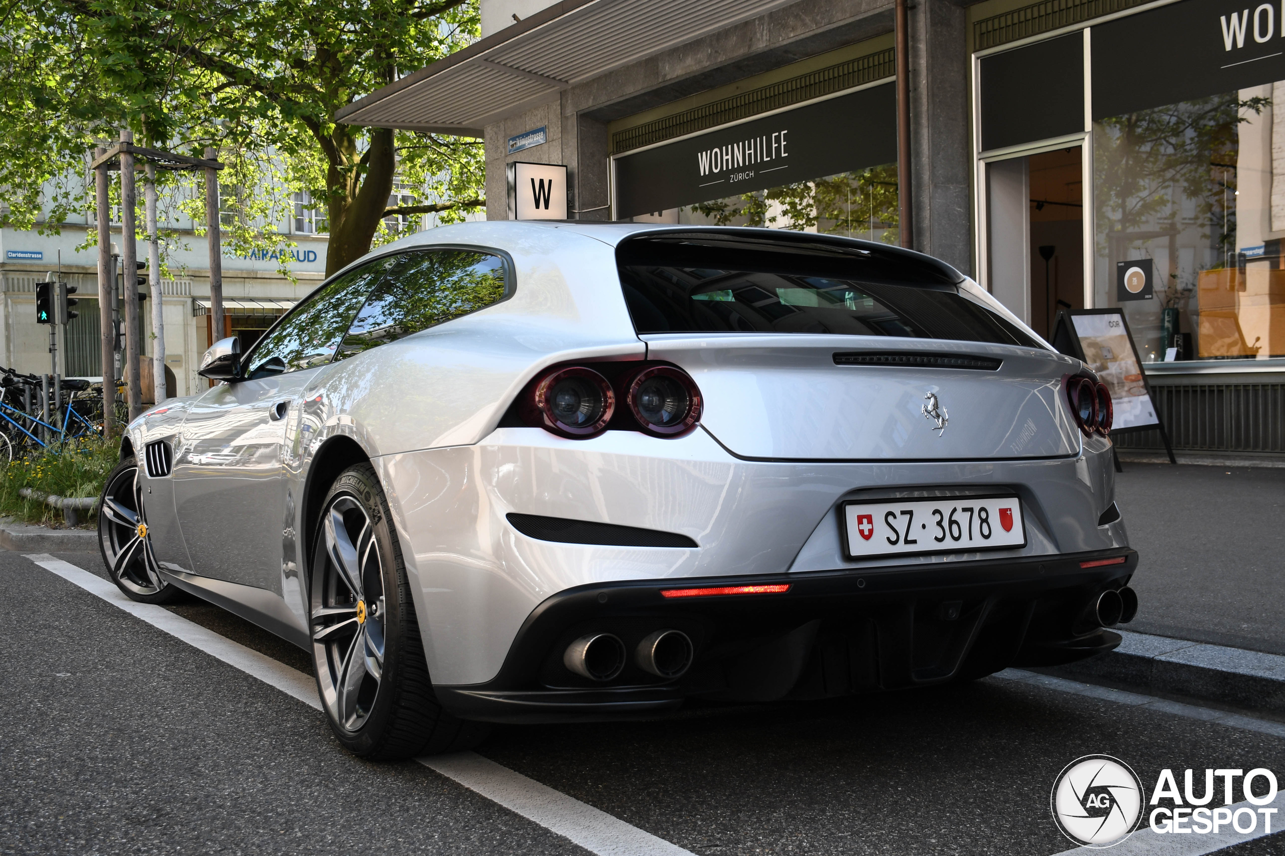 Ferrari GTC4Lusso