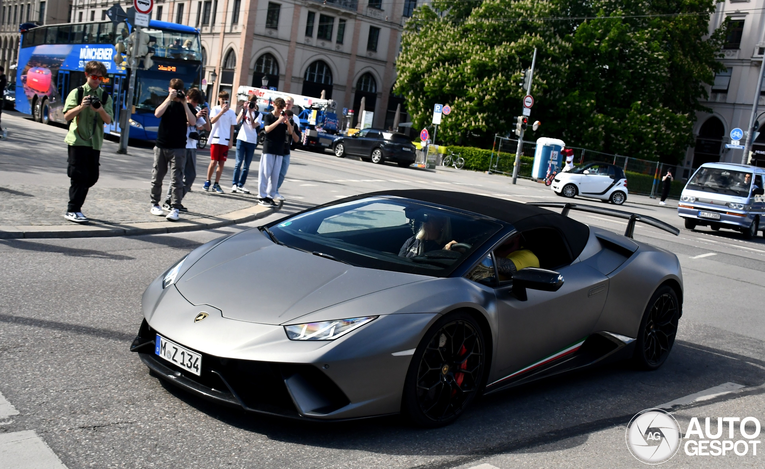 Lamborghini Huracán LP640-4 Performante Spyder