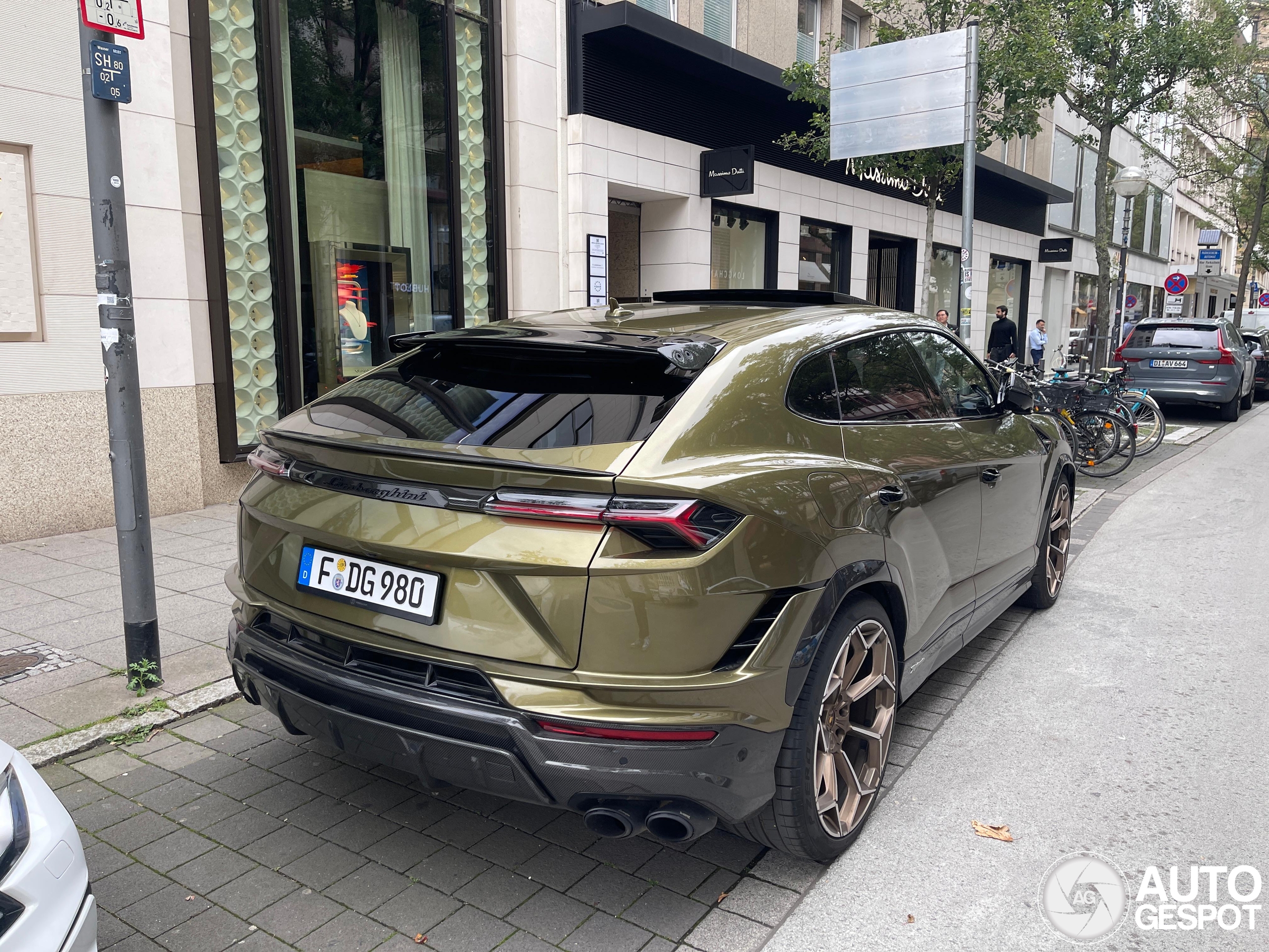 Lamborghini Urus Performante