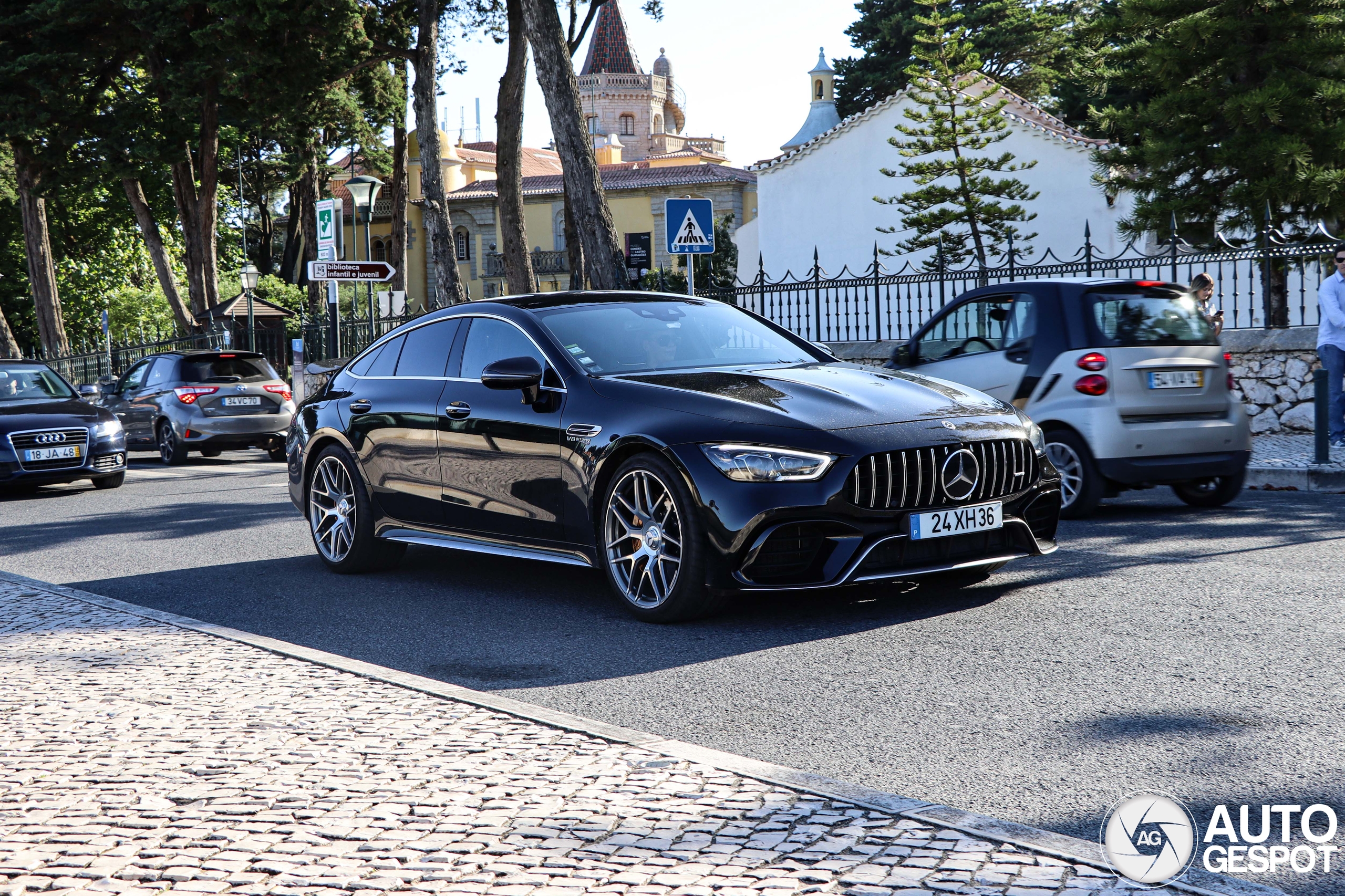 Mercedes-AMG GT 63 S X290