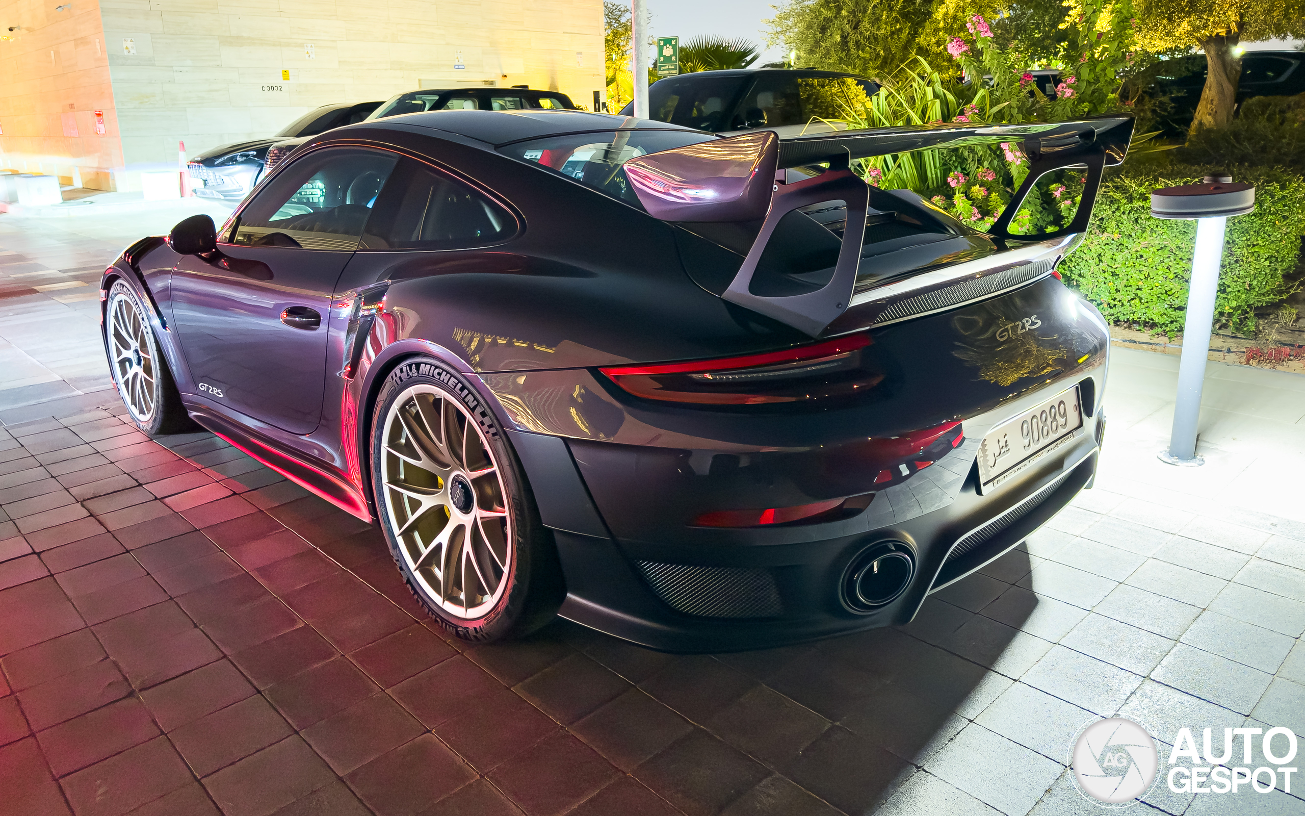 Porsche 991 GT2 RS Weissach Package