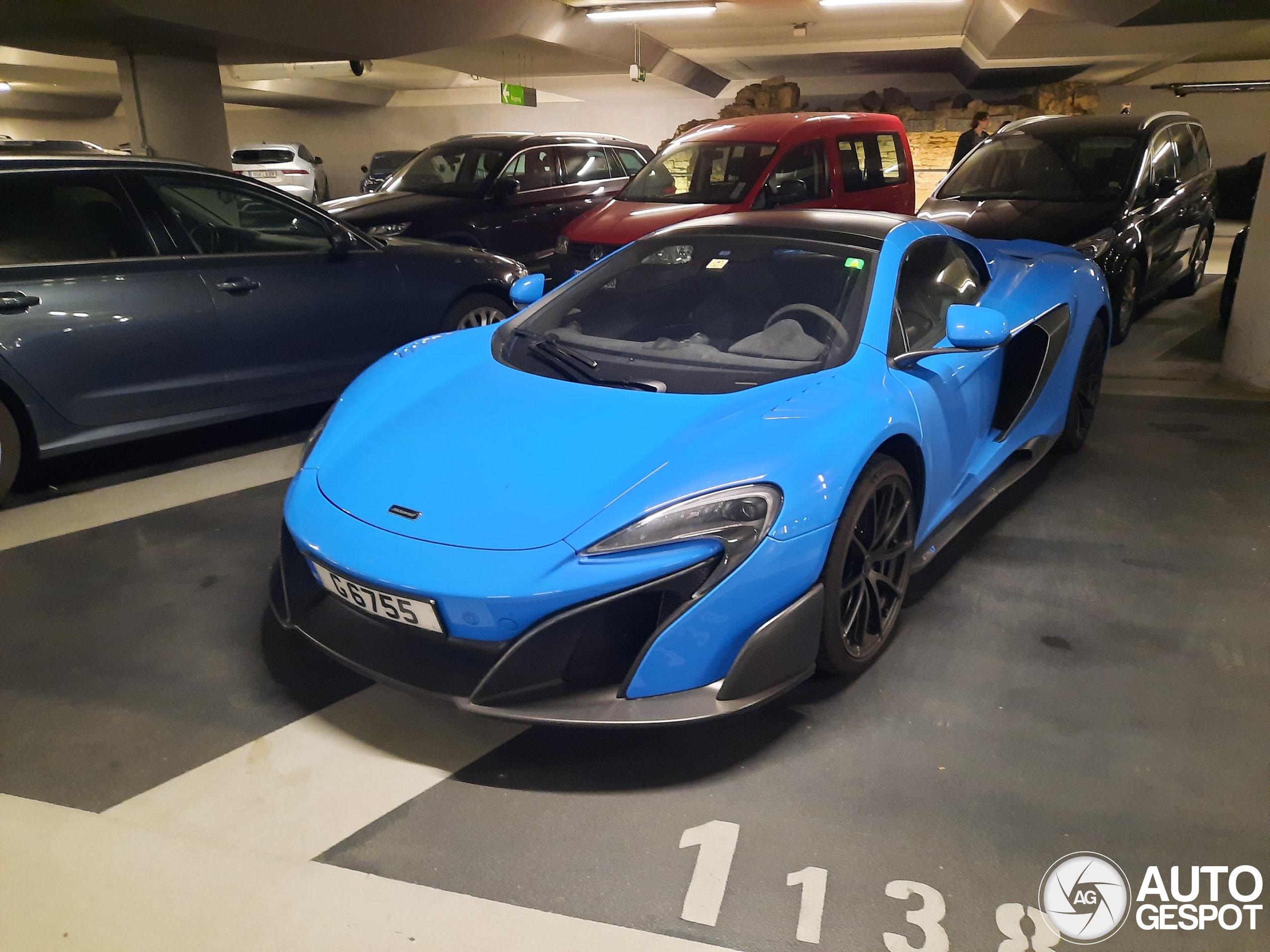 McLaren 675LT Spider