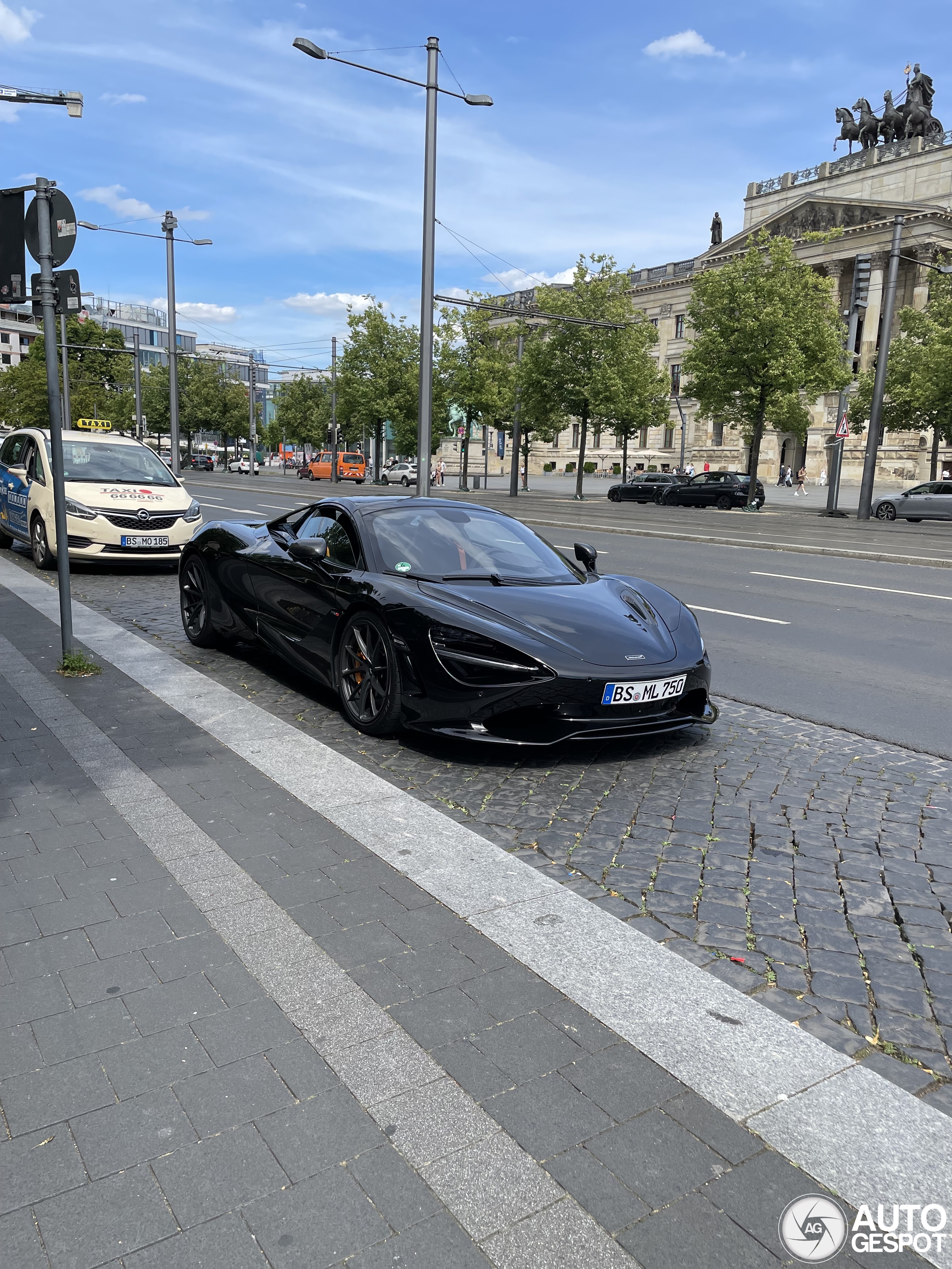 McLaren 750S Spider