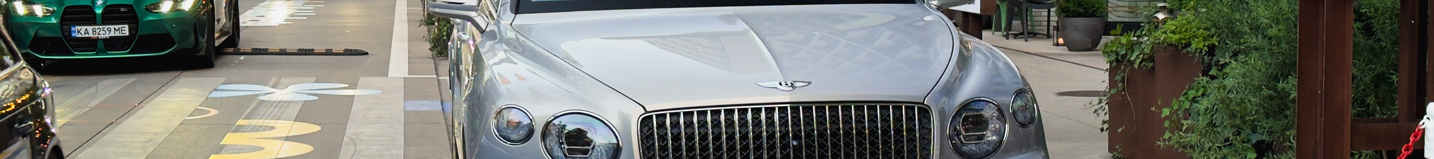 Bentley Bentayga Azure EWB