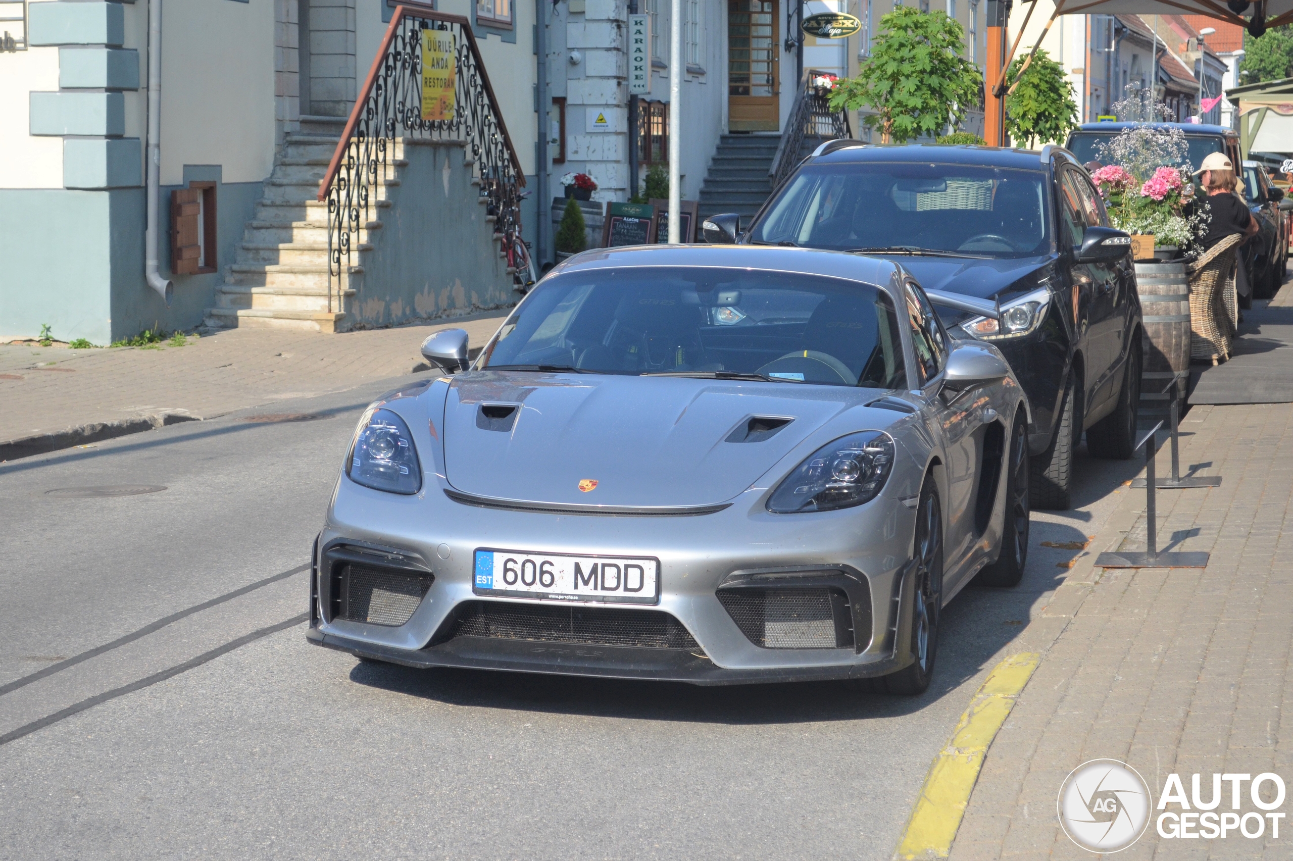 Porsche 718 Cayman GT4 RS