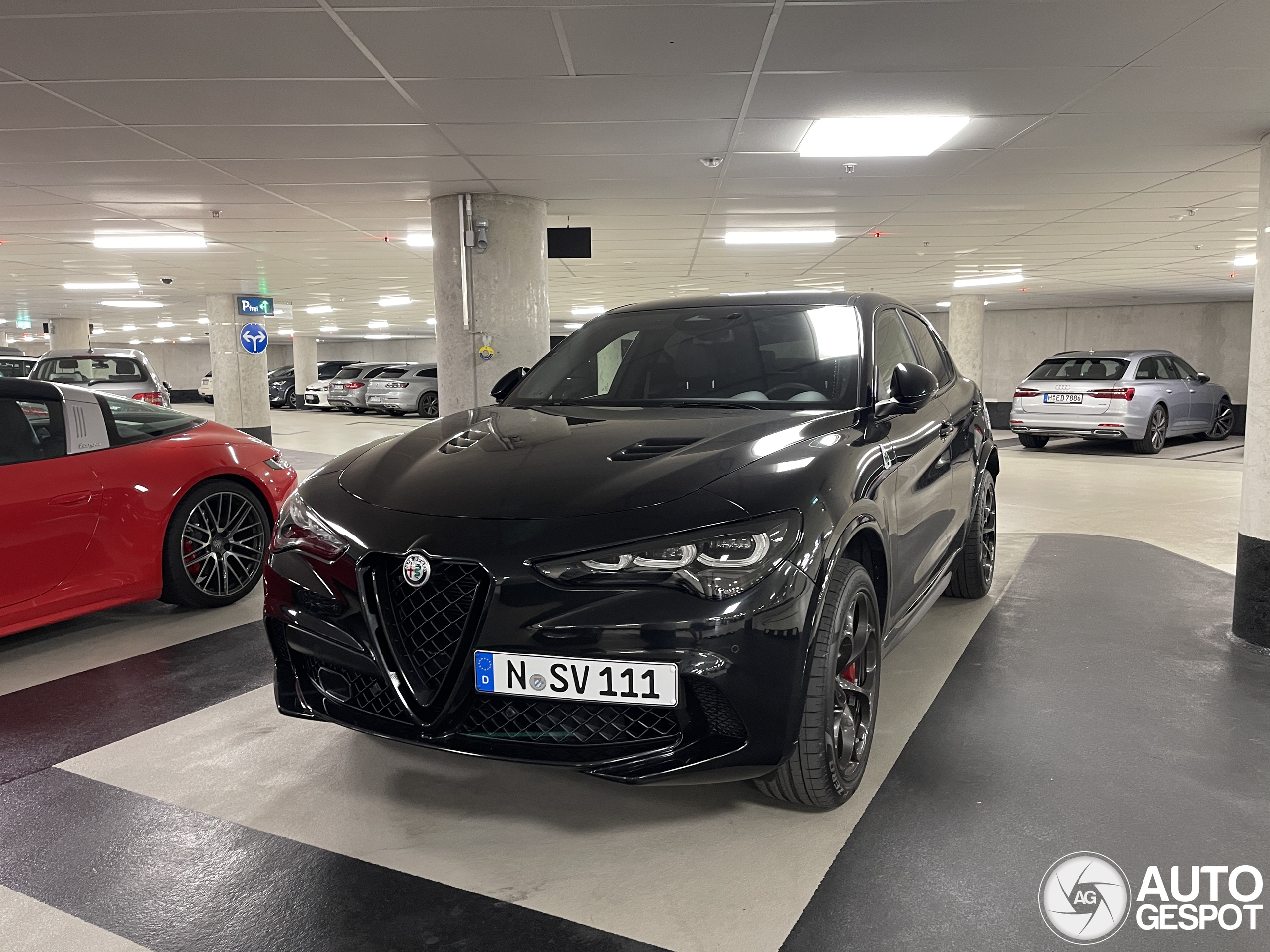 Alfa Romeo Stelvio Quadrifoglio 2023