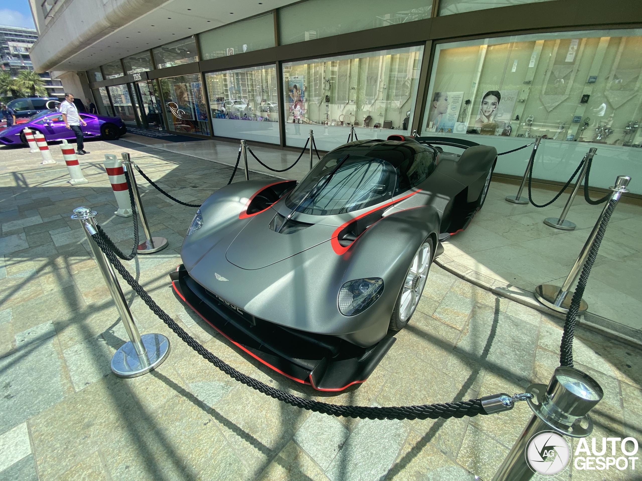 Aston Martin Valkyrie Spider